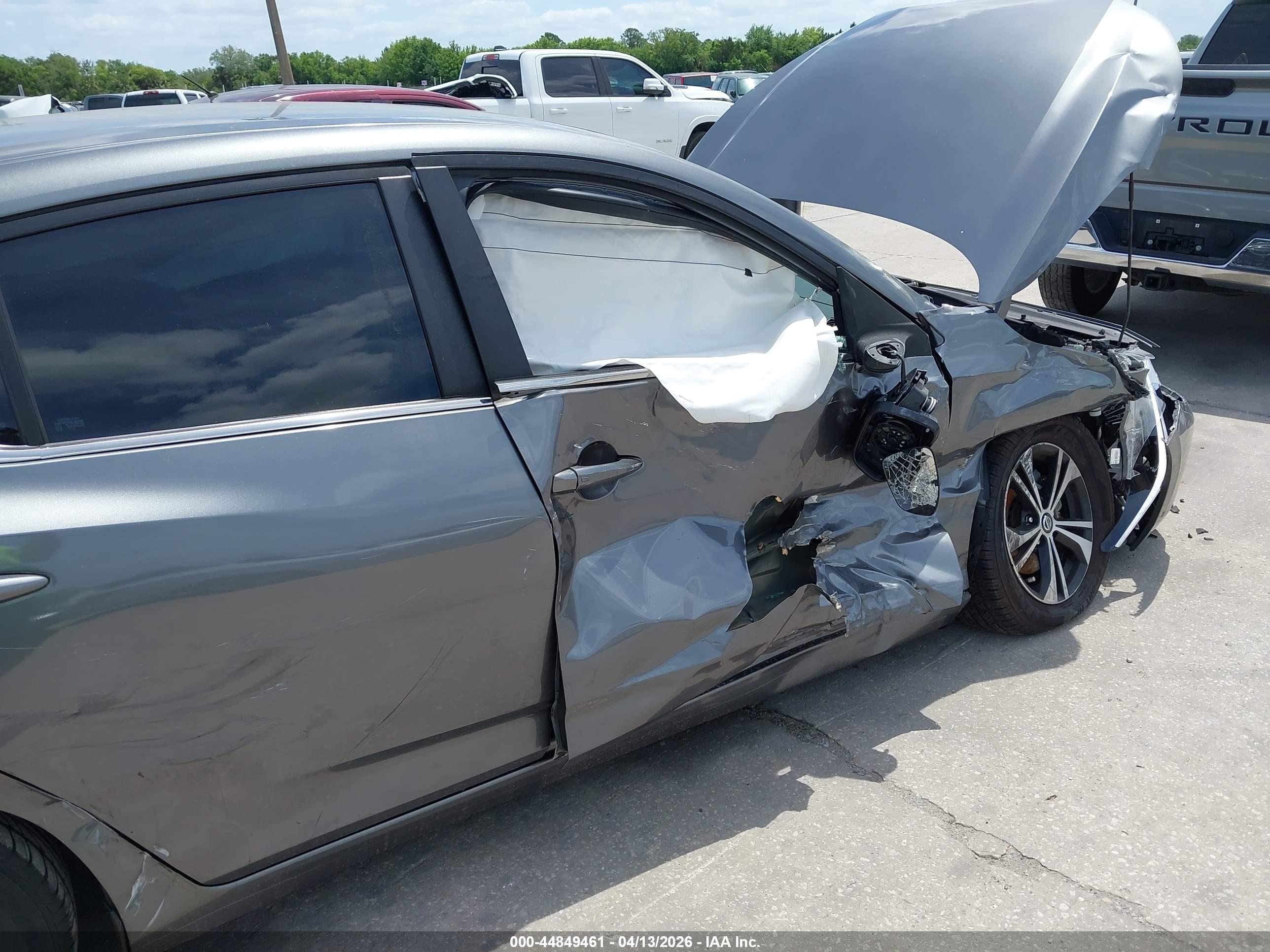 NISSAN SENTRA image 6