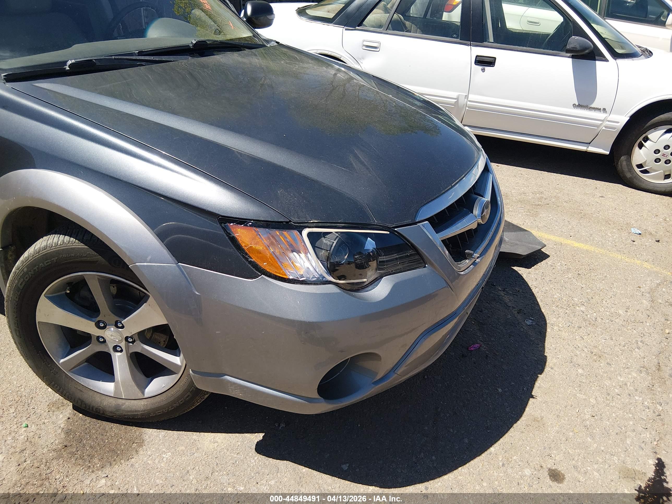 SUBARU OUTBACK image 6