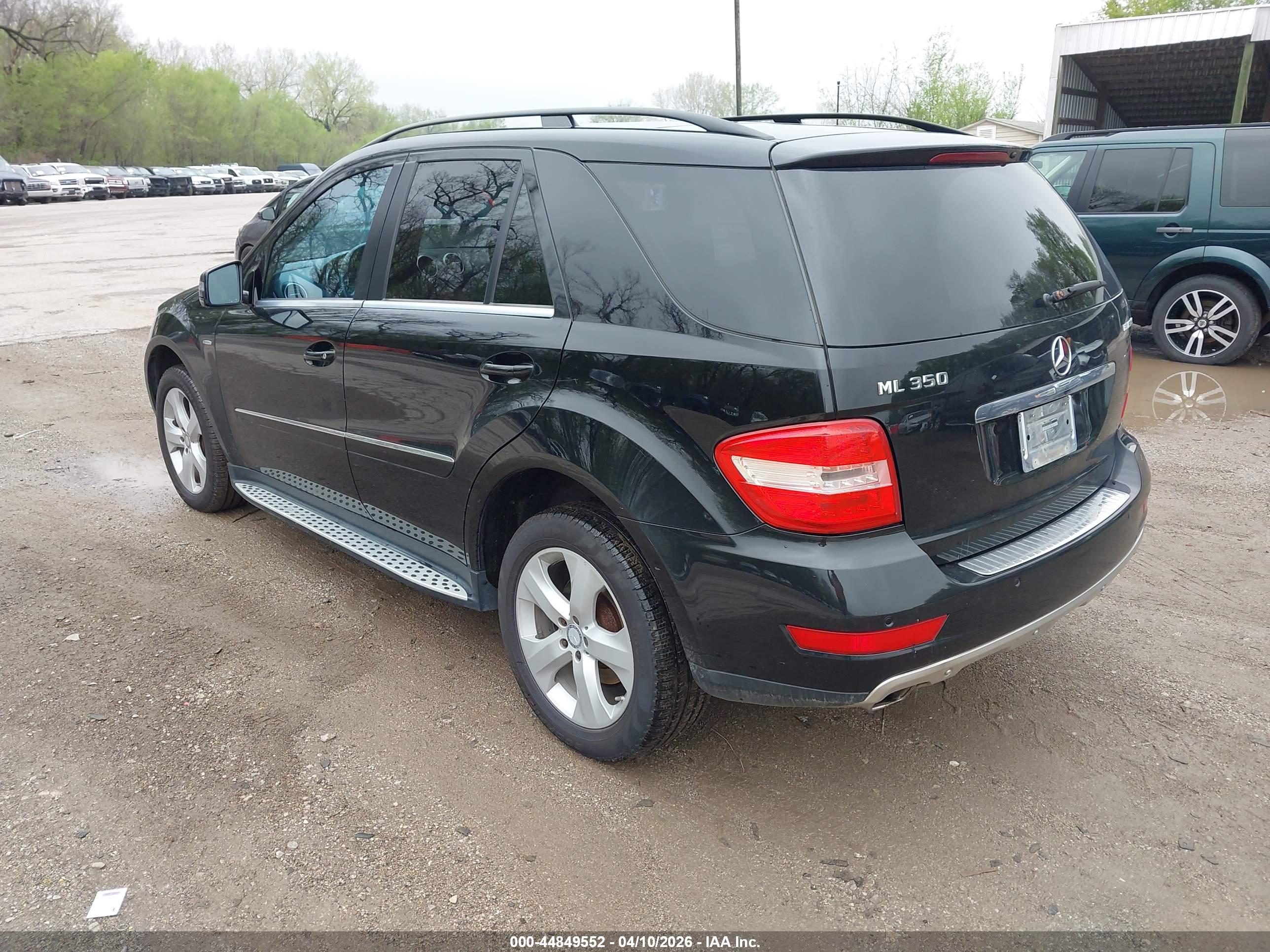 MERCEDES-BENZ ML image 3