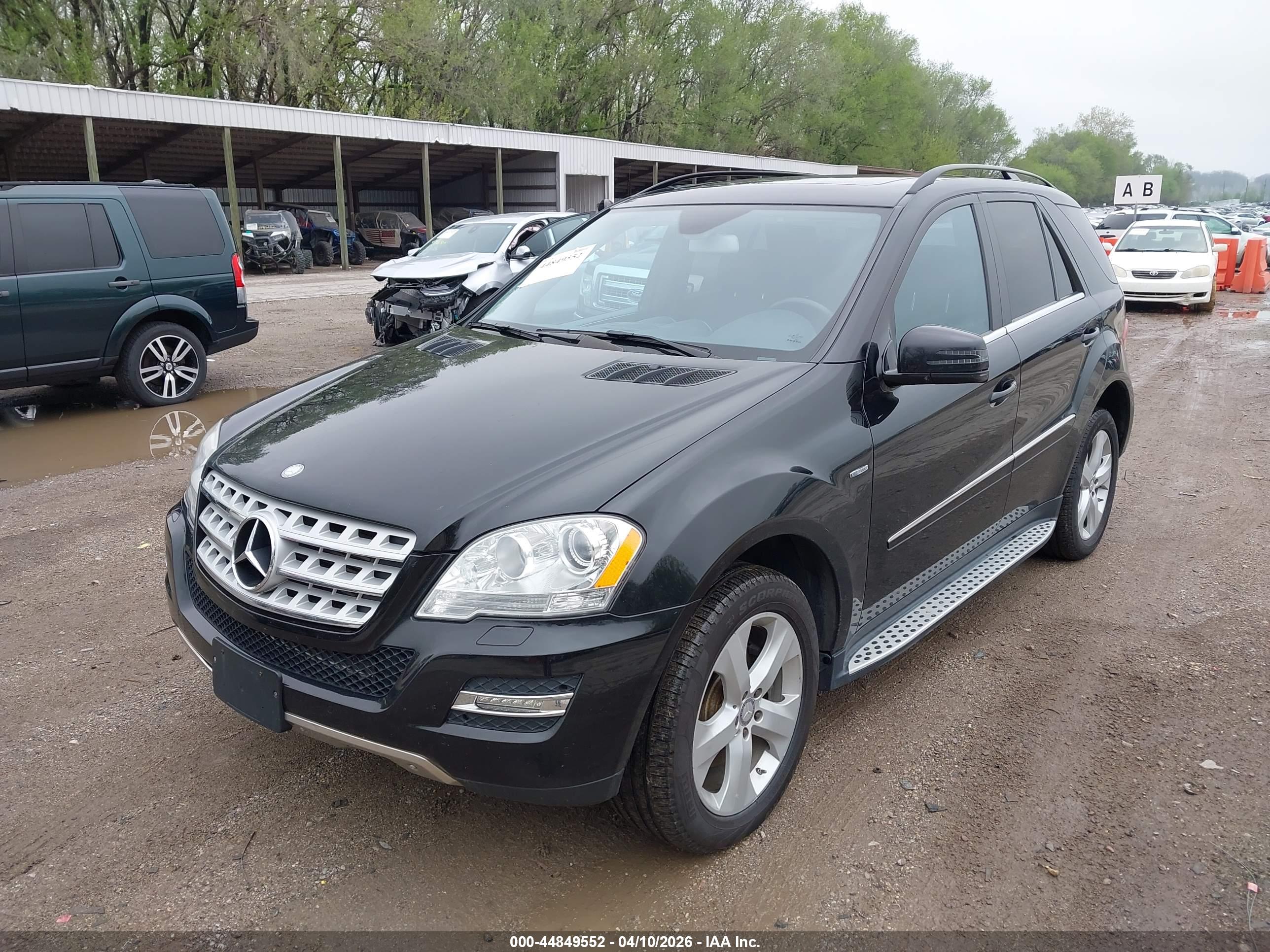 MERCEDES-BENZ ML image 6
