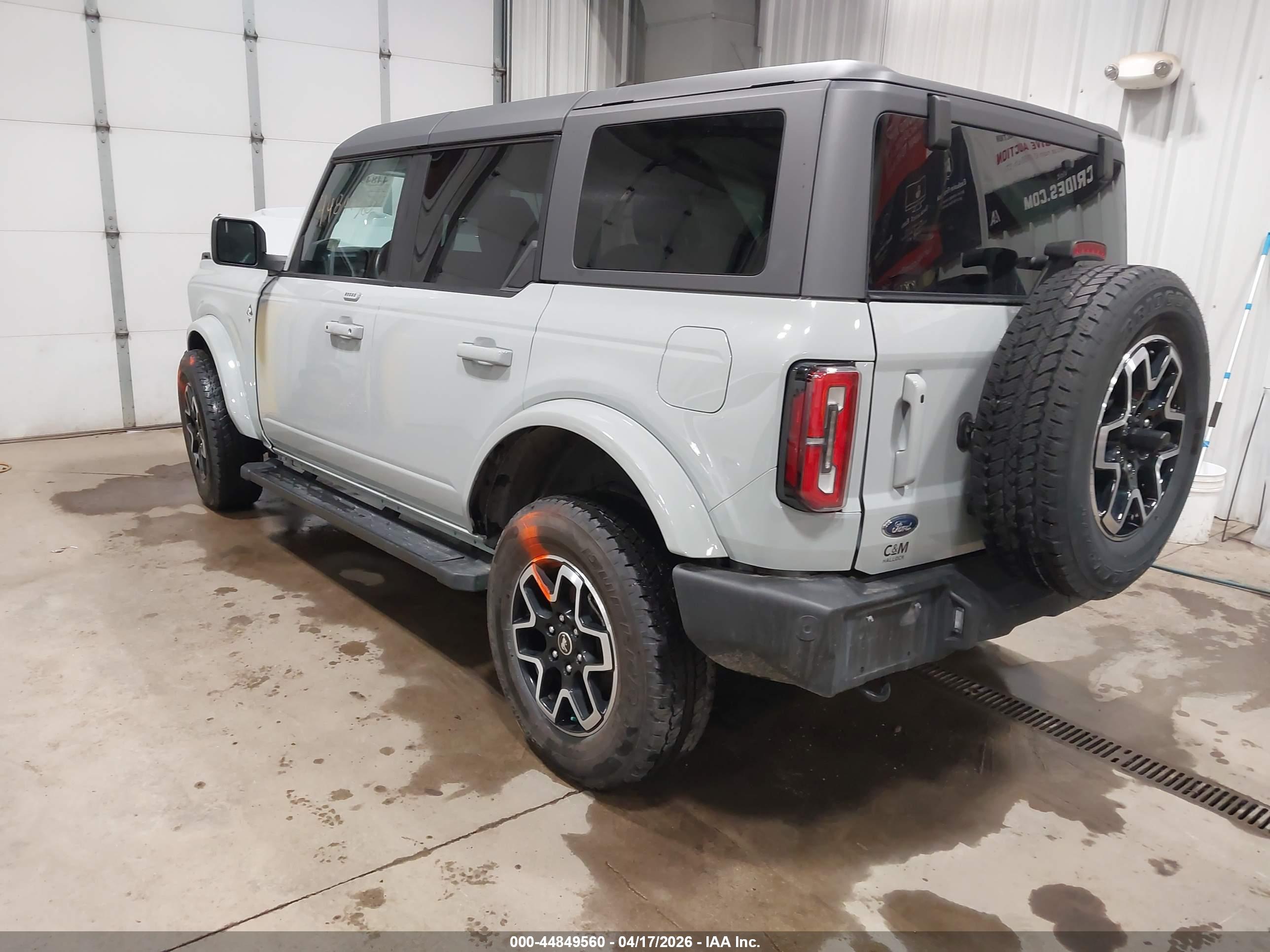 FORD BRONCO image 3