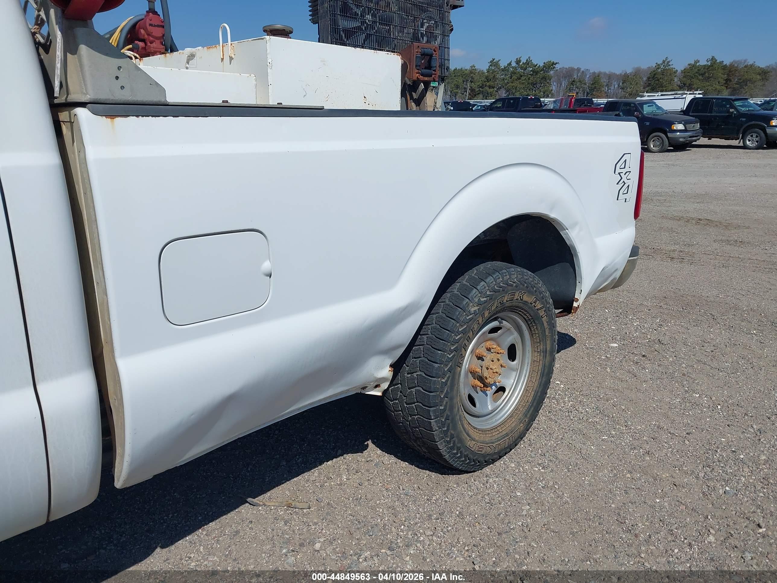 FORD F-250 image 6