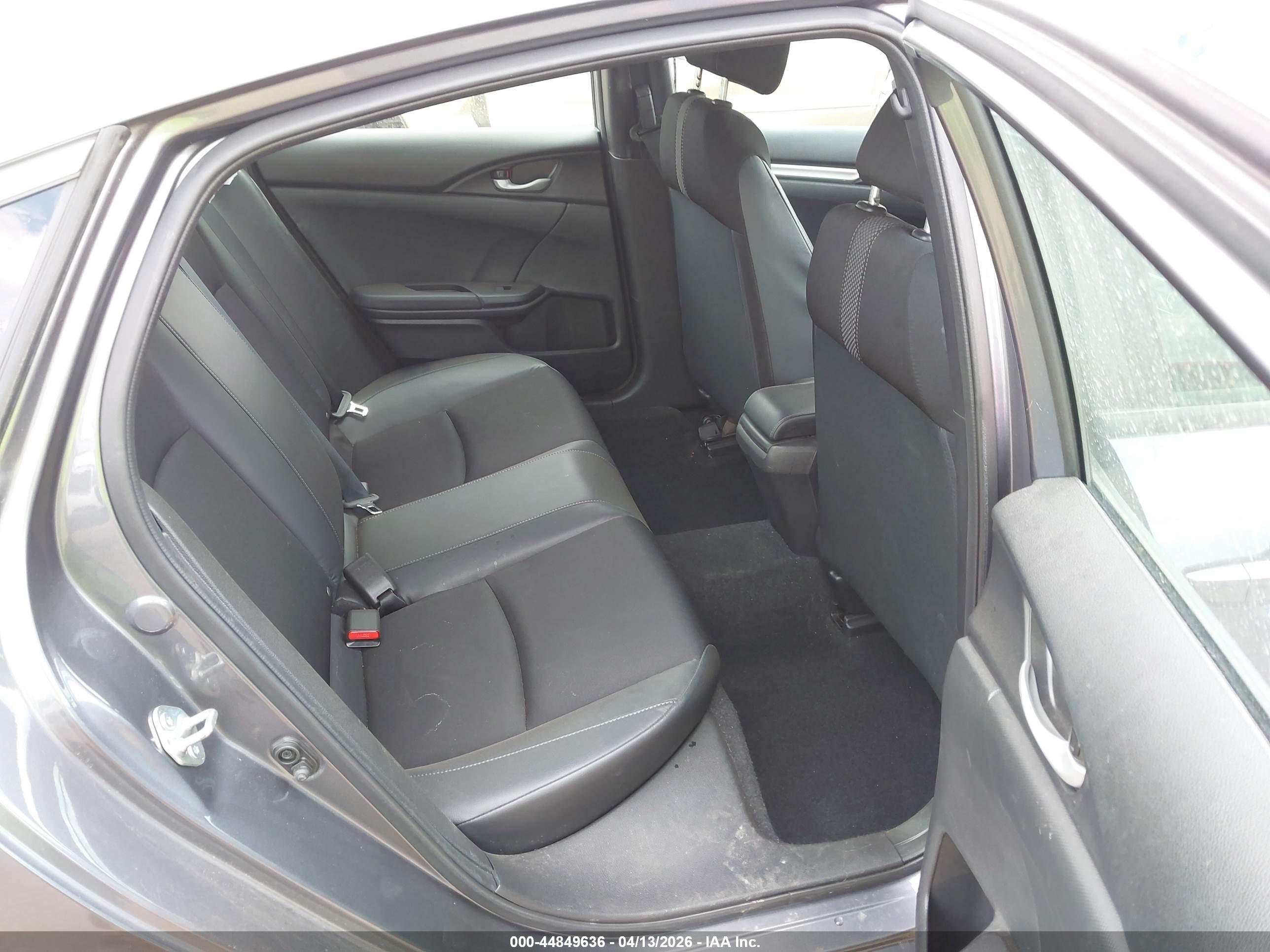 HONDA CIVIC image 8
