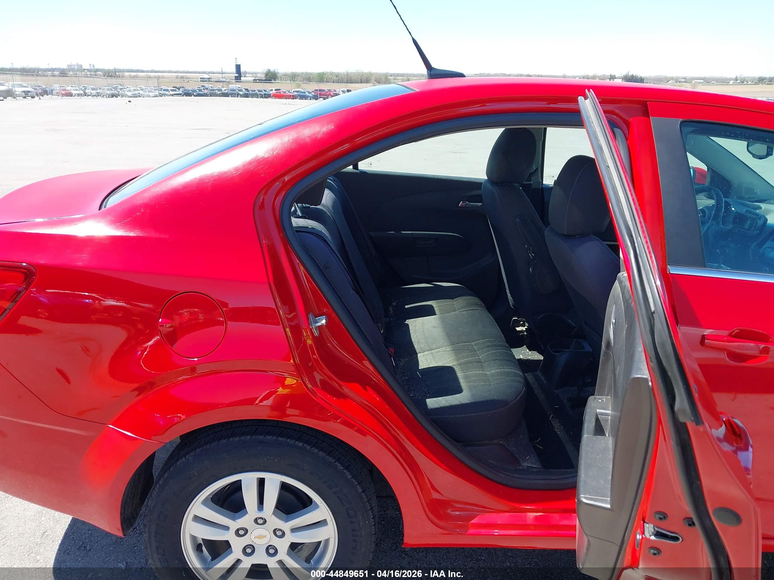 CHEVROLET SONIC image 8