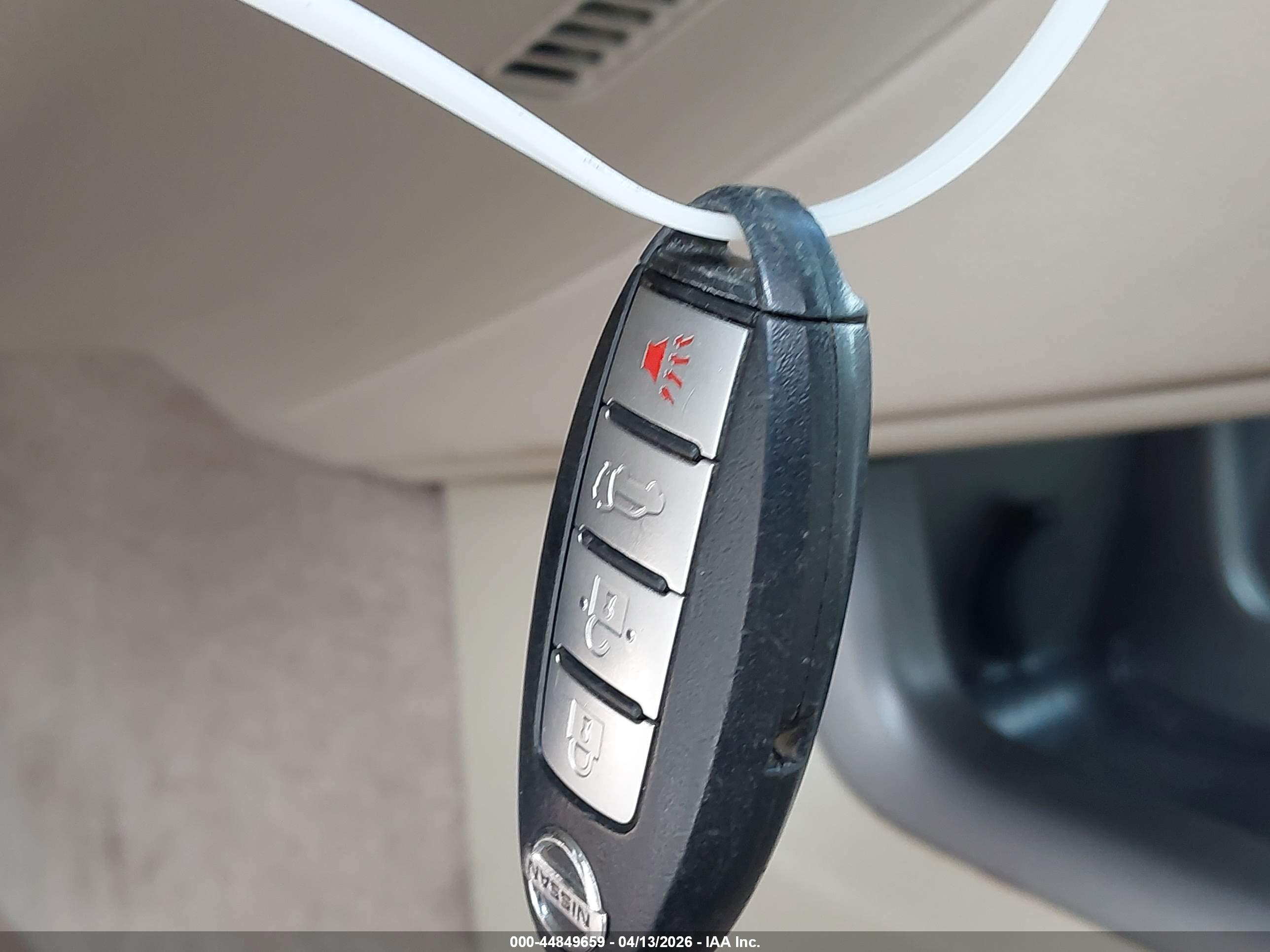 NISSAN MURANO image 11