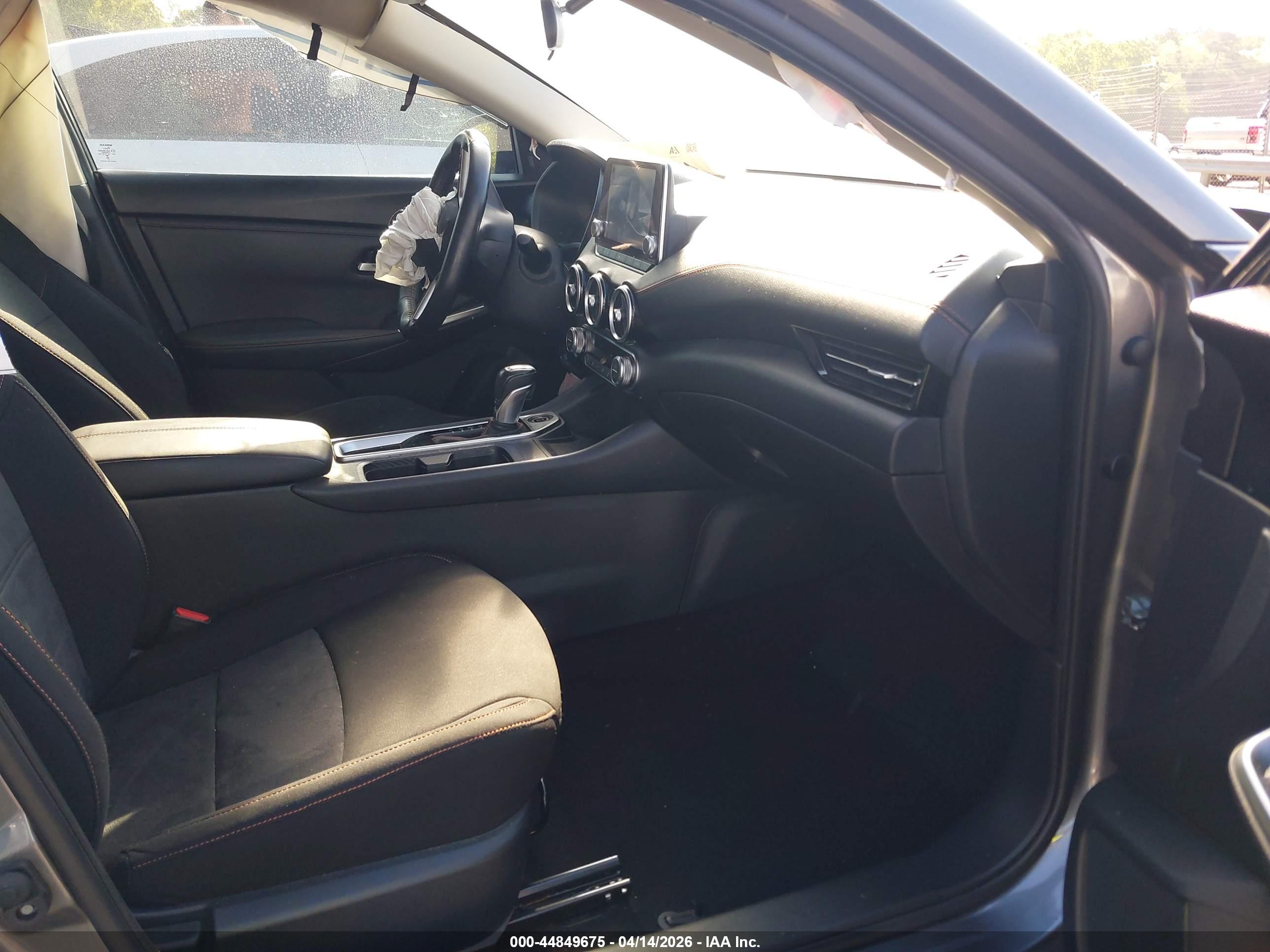 NISSAN SENTRA image 5