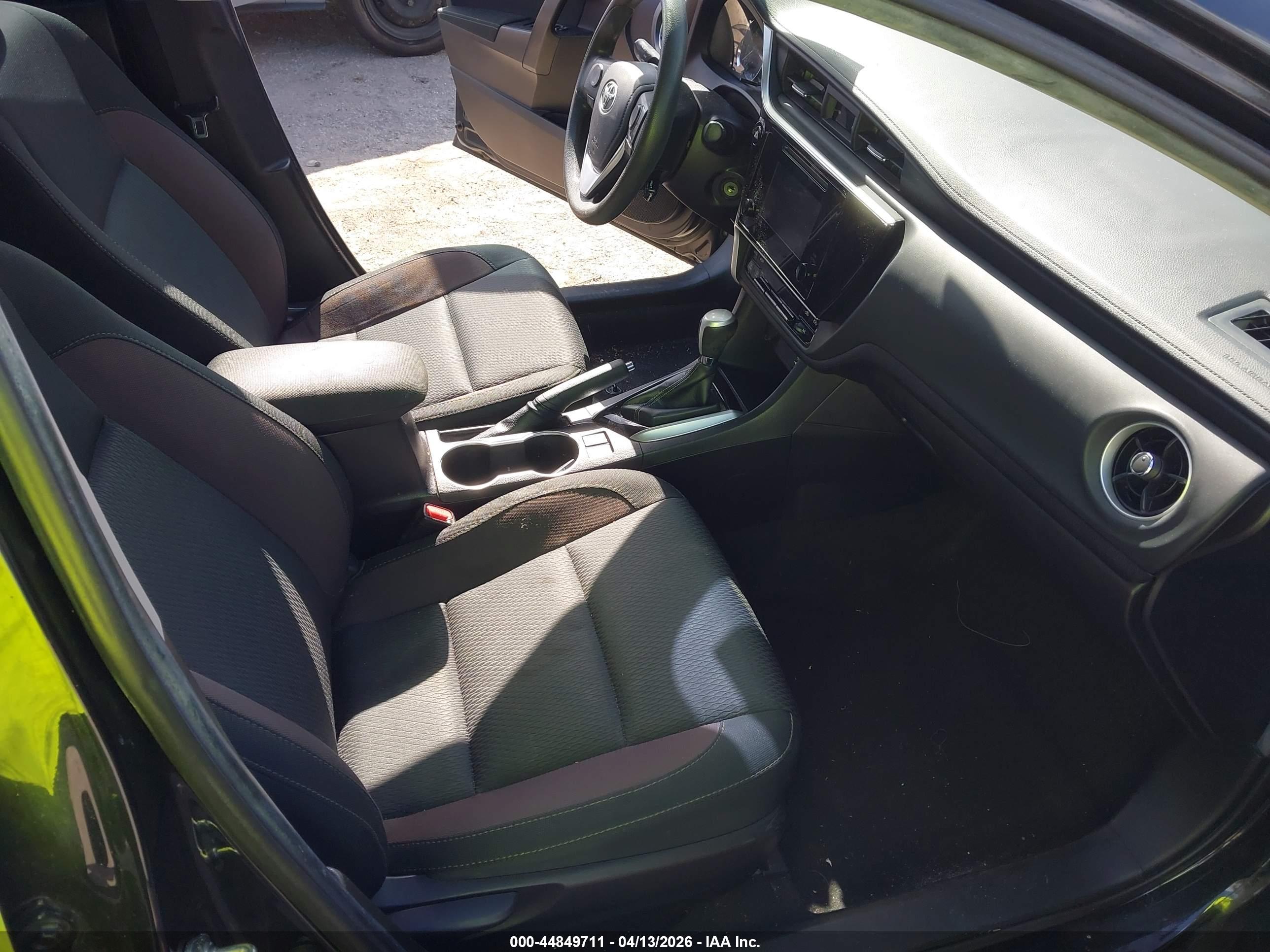 TOYOTA COROLLA image 5