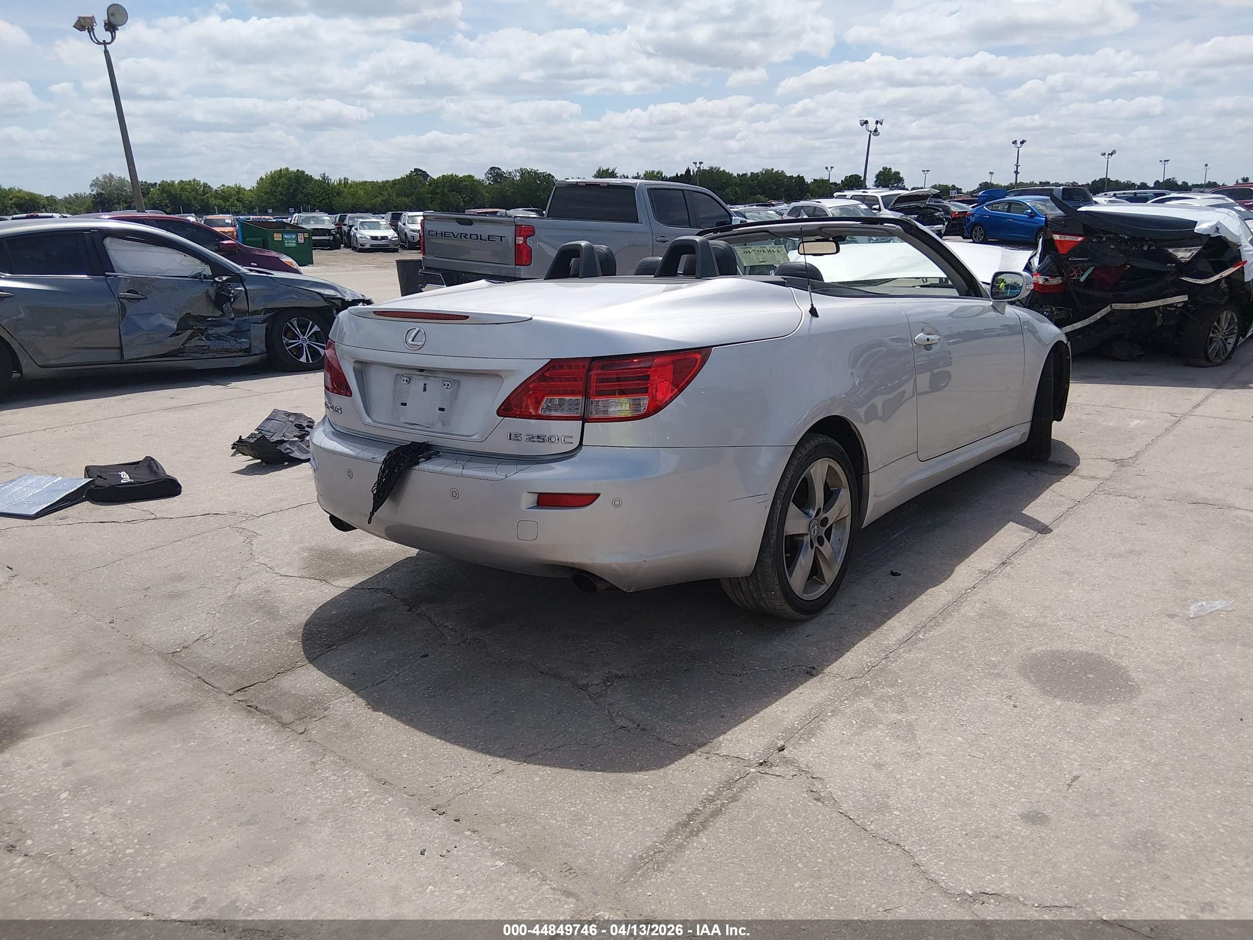 LEXUS IS image 4