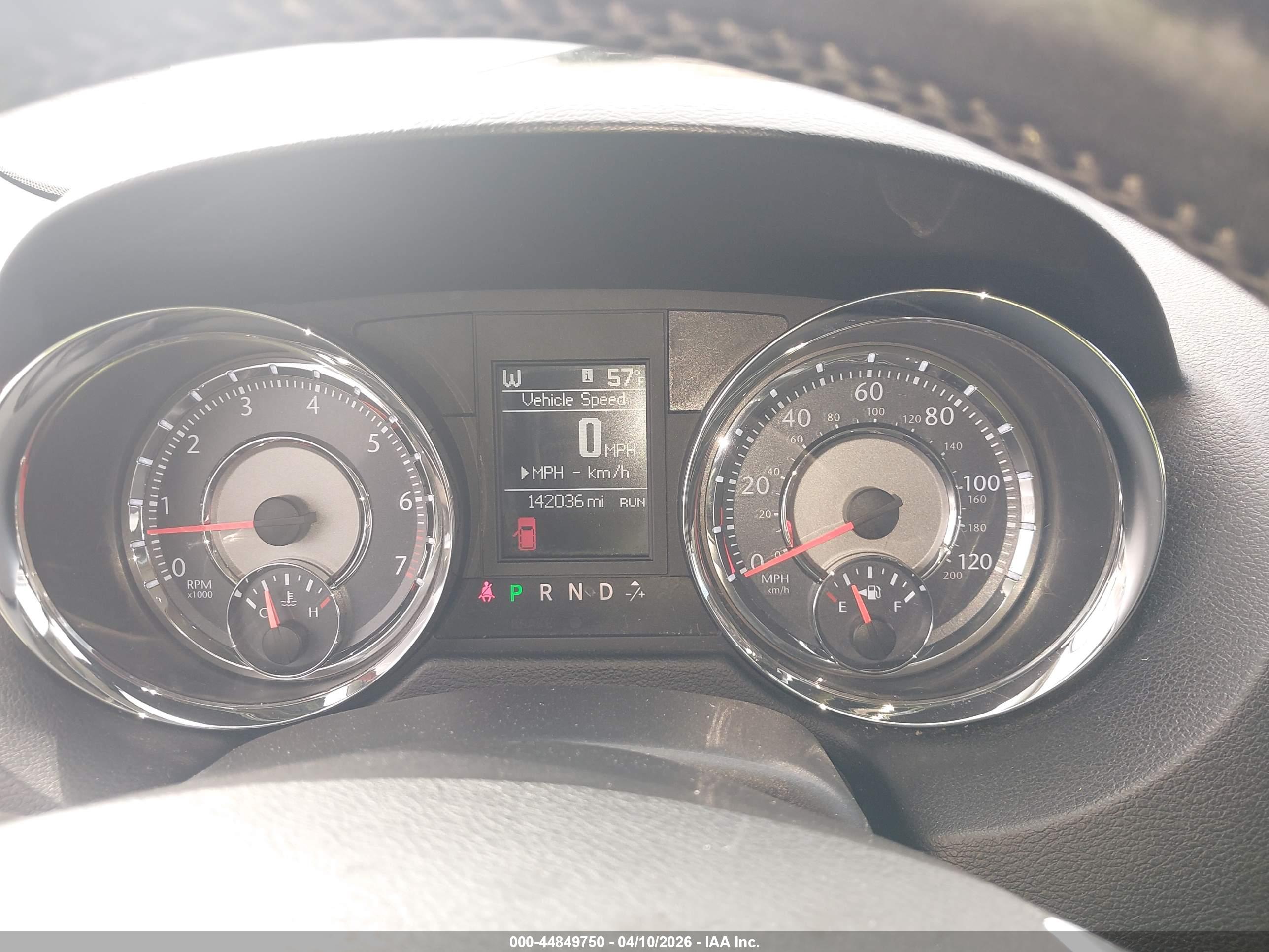 CHRYSLER TOWN image 7