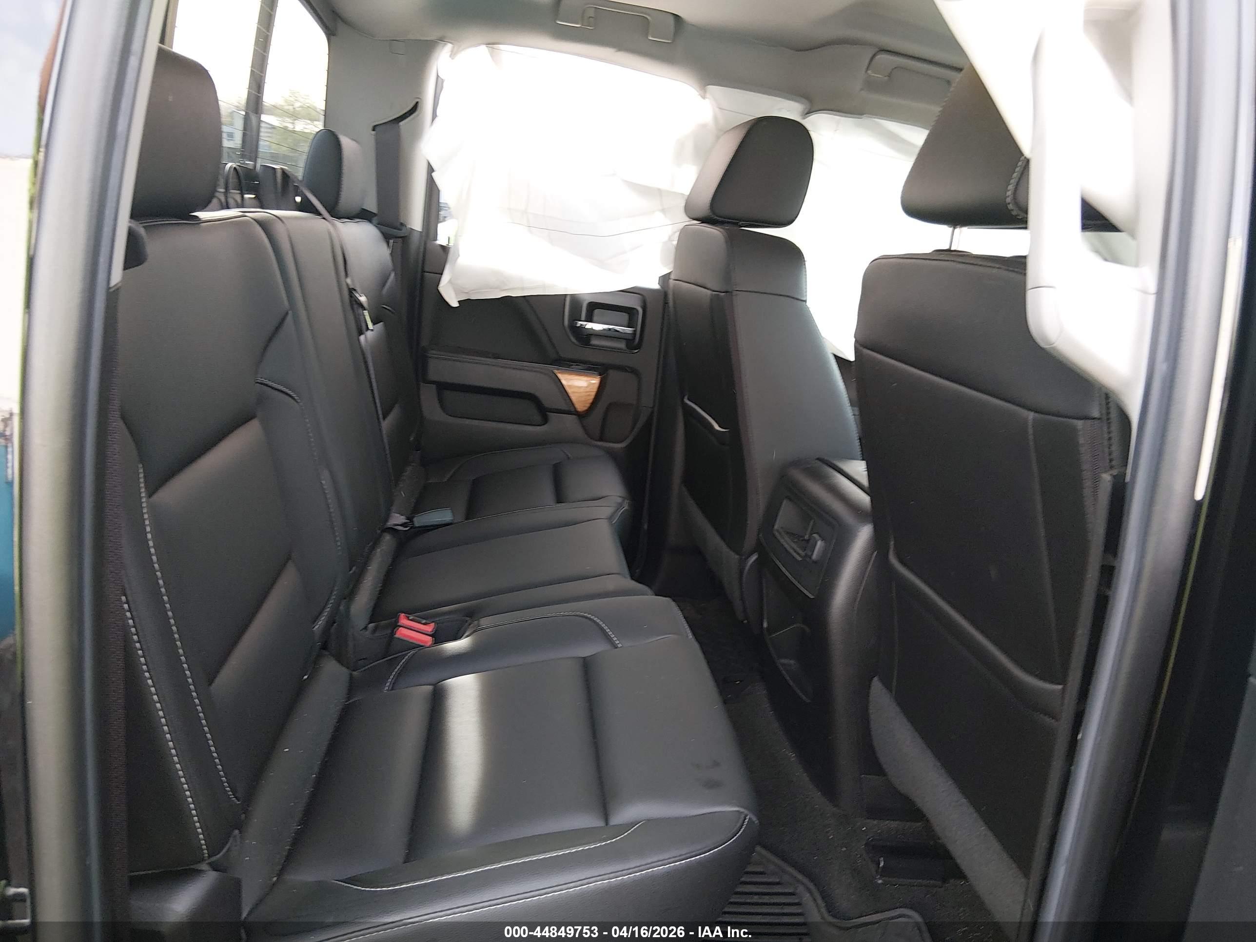 CHEVROLET SILVERADO image 8