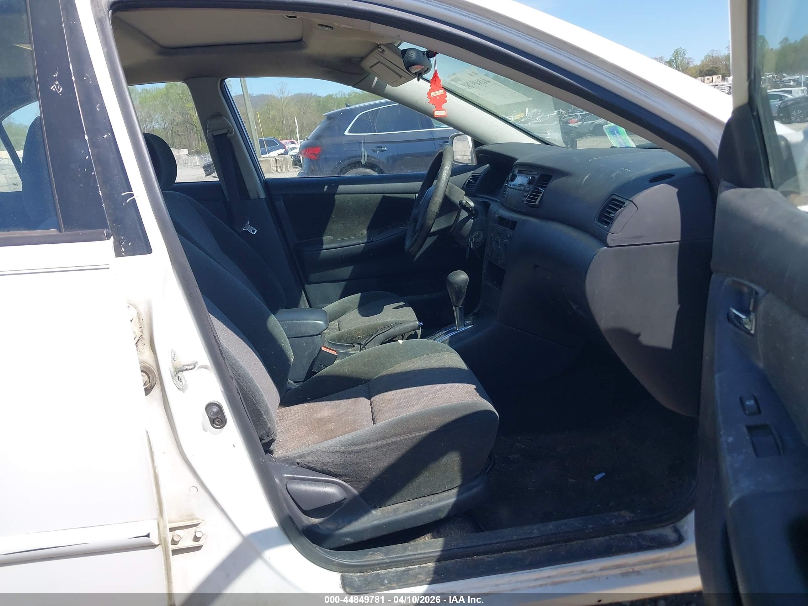 TOYOTA COROLLA image 5