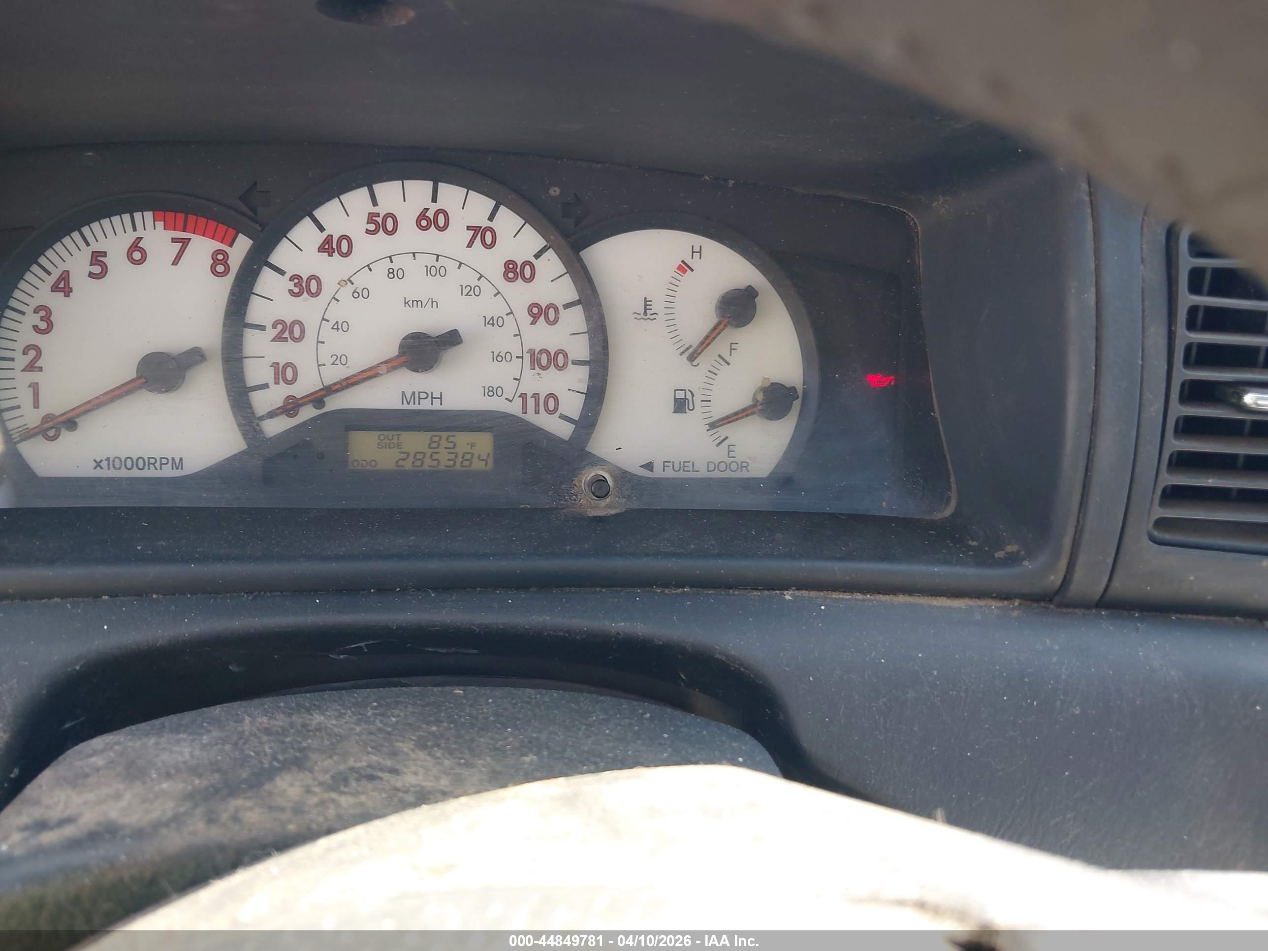 TOYOTA COROLLA image 7