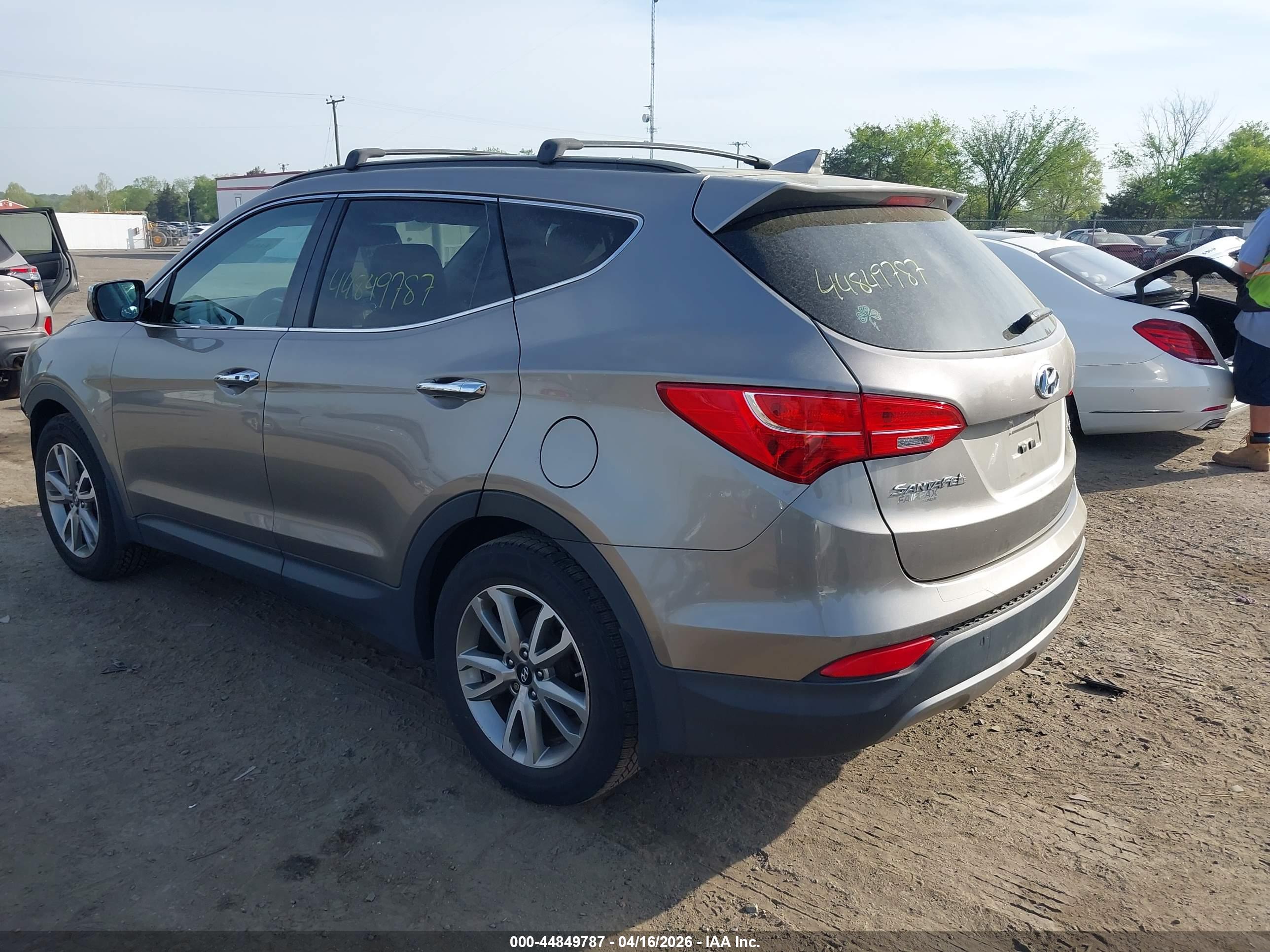 HYUNDAI SANTA image 3