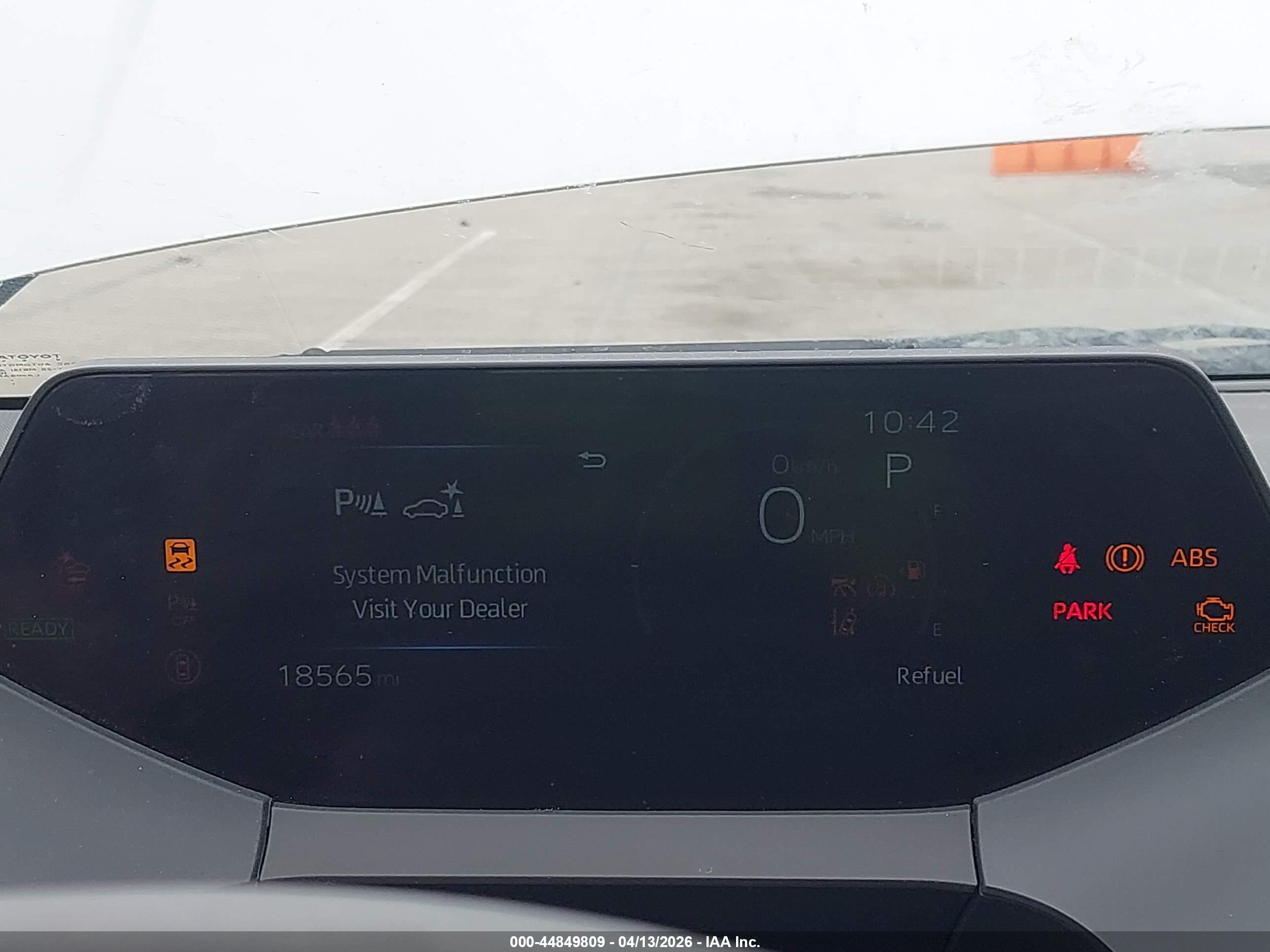 TOYOTA PRIUS image 7