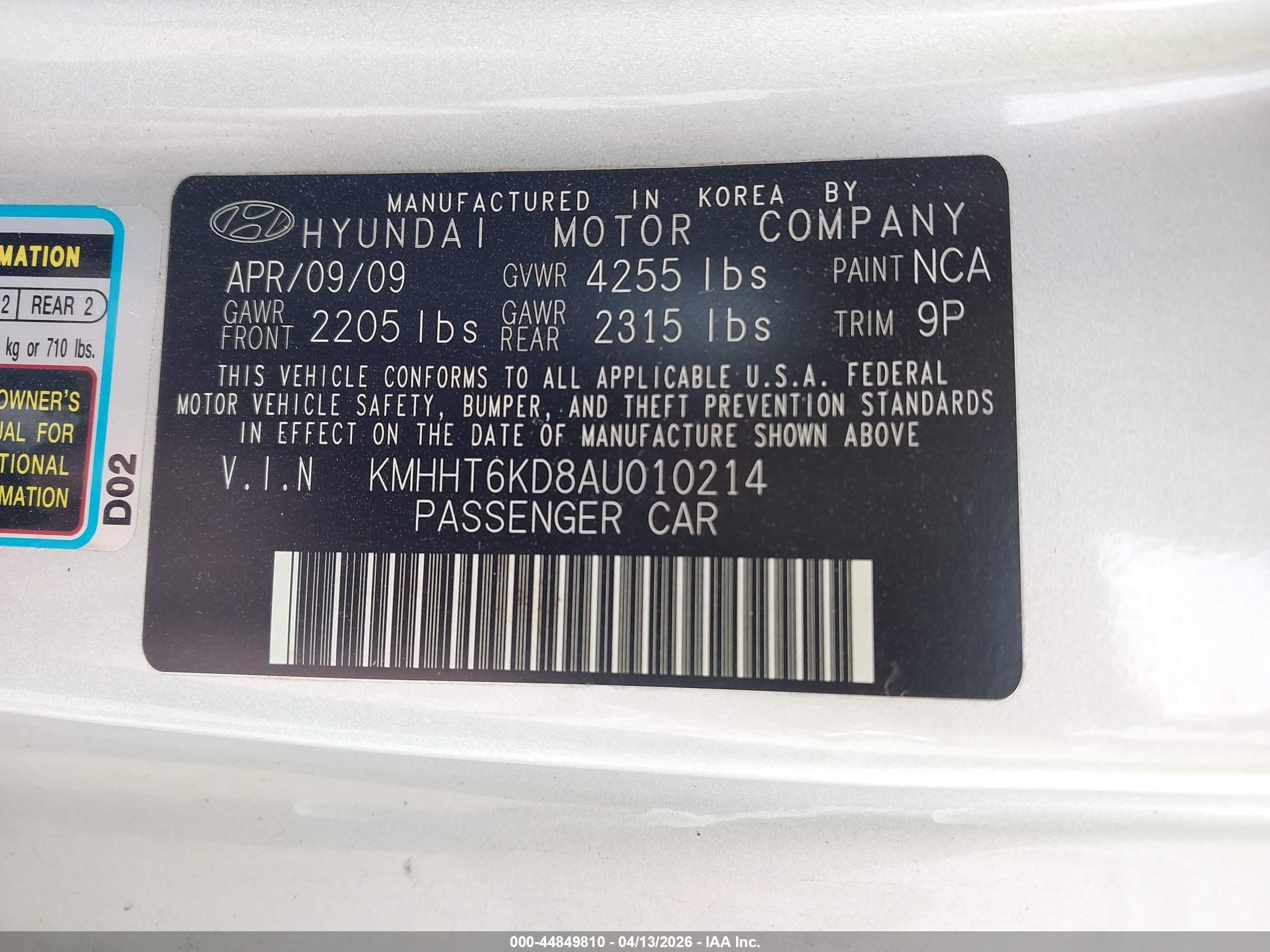 HYUNDAI GENESIS image 9