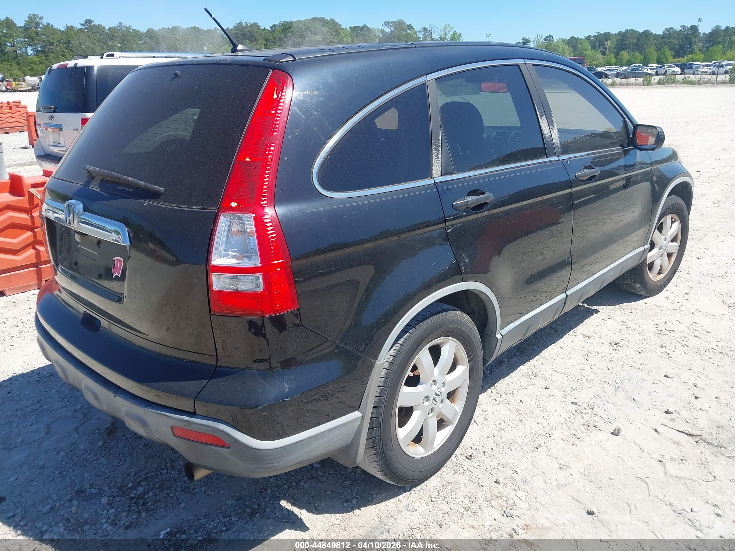 HONDA CR-V image 4