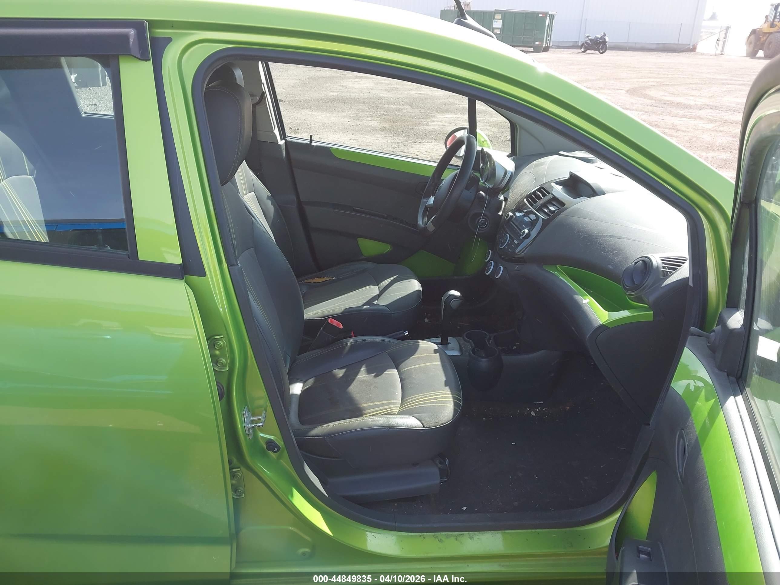 CHEVROLET SPARK image 5