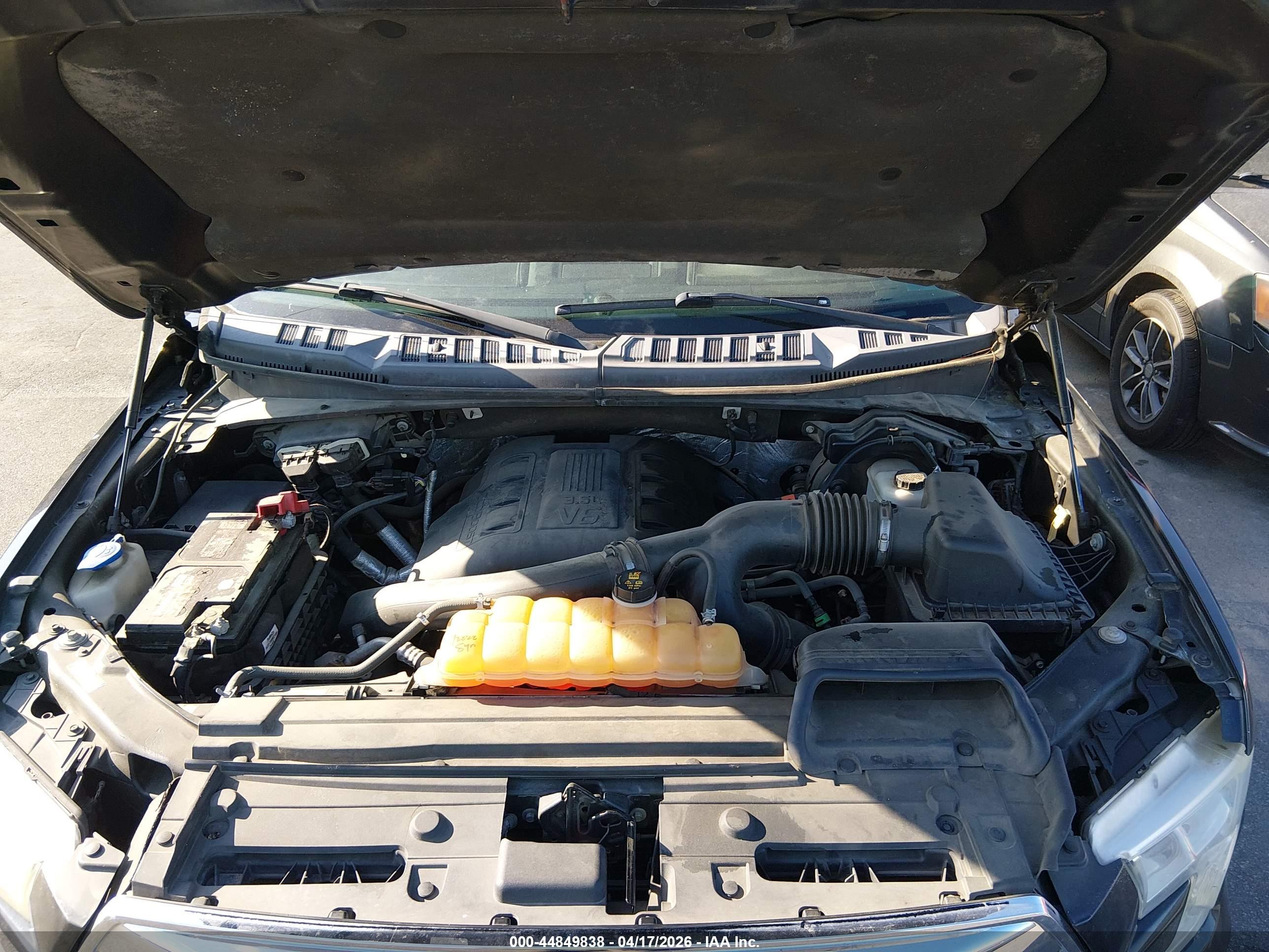 FORD F-150 image 10