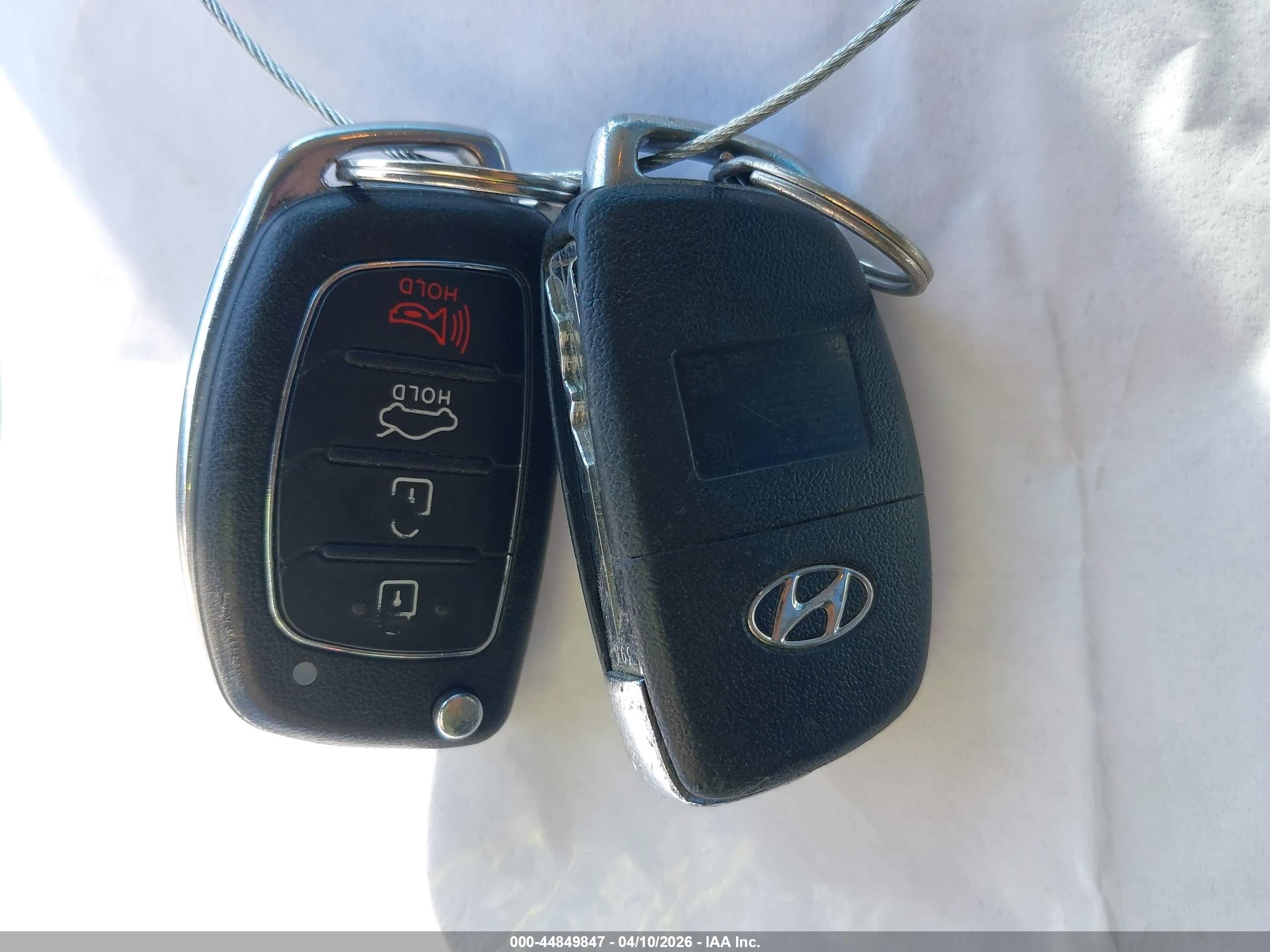 HYUNDAI SONATA image 11