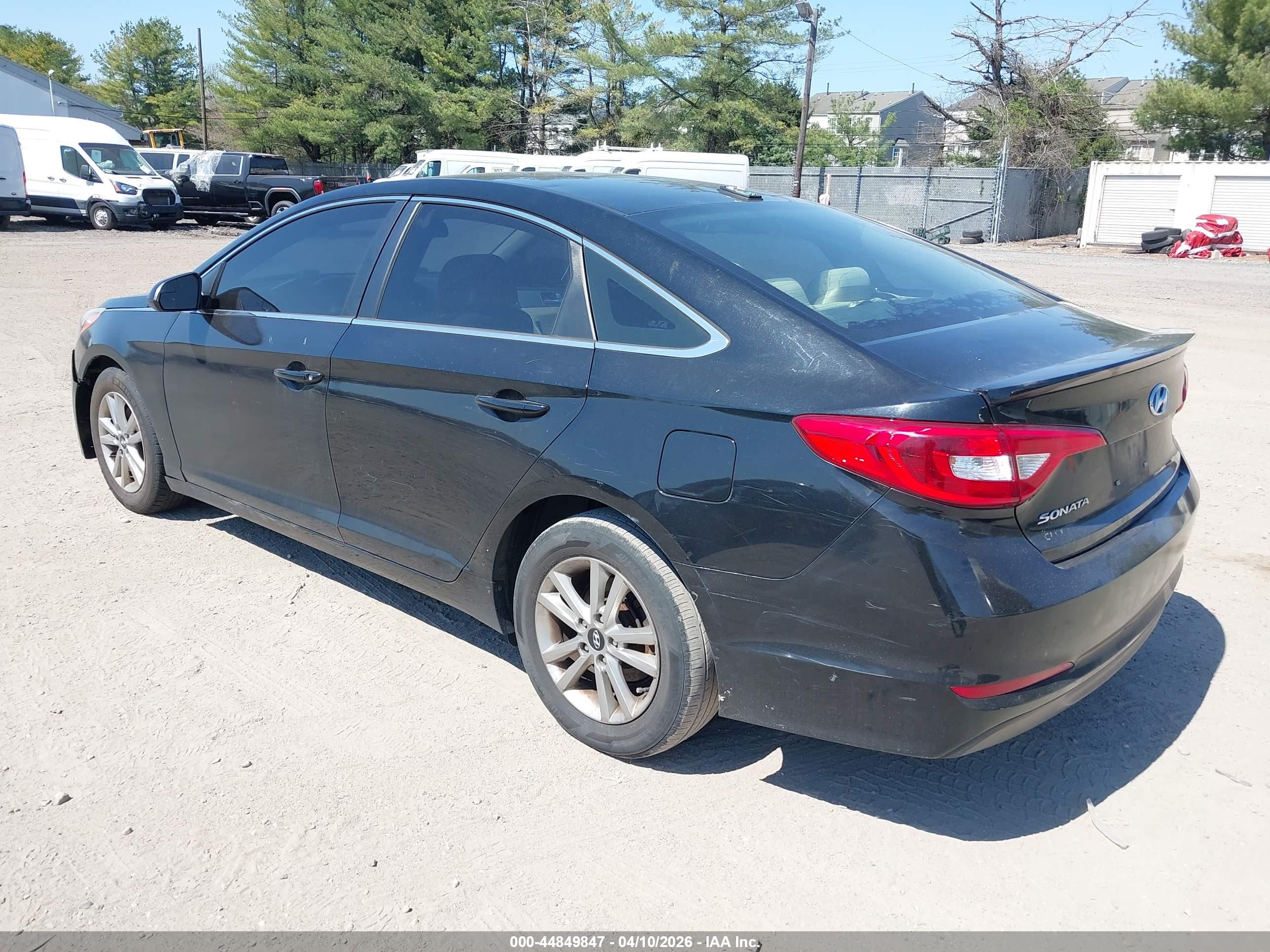 HYUNDAI SONATA image 3