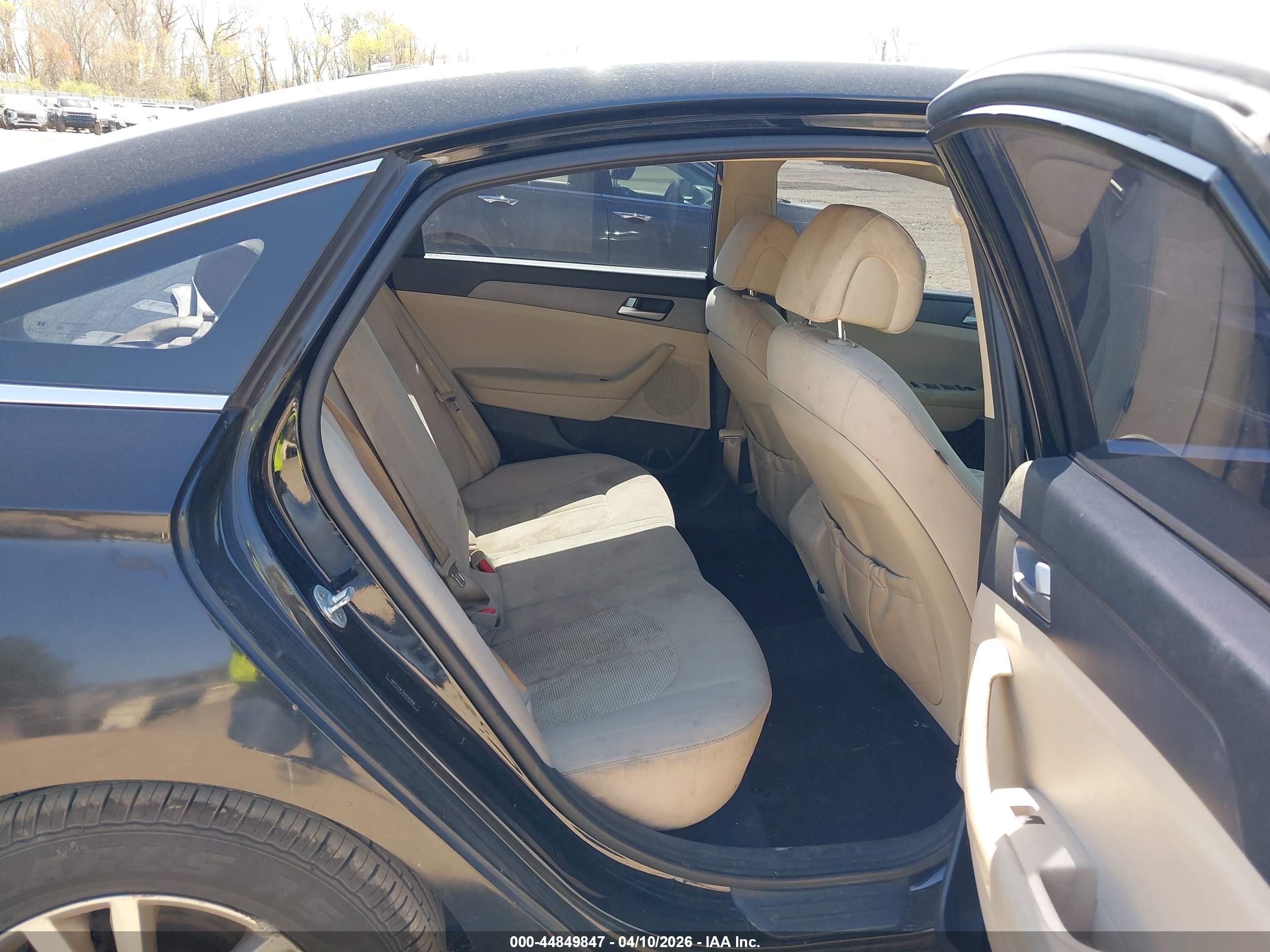 HYUNDAI SONATA image 8