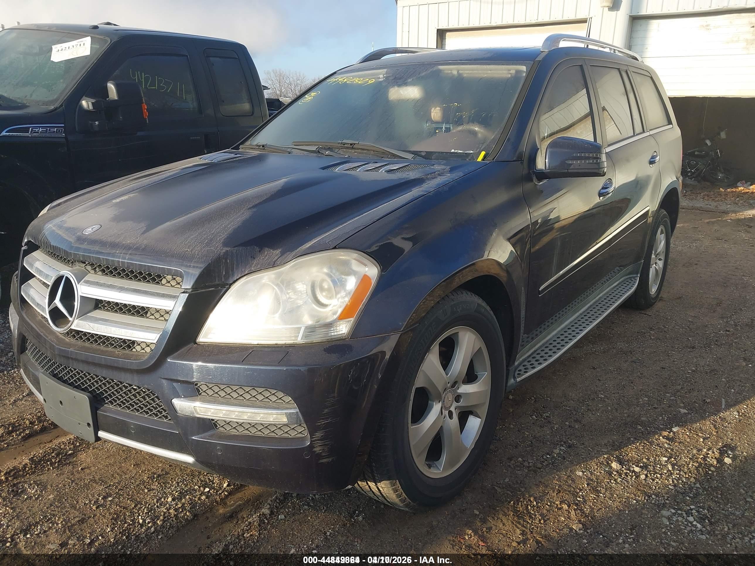 MERCEDES-BENZ GL image 2