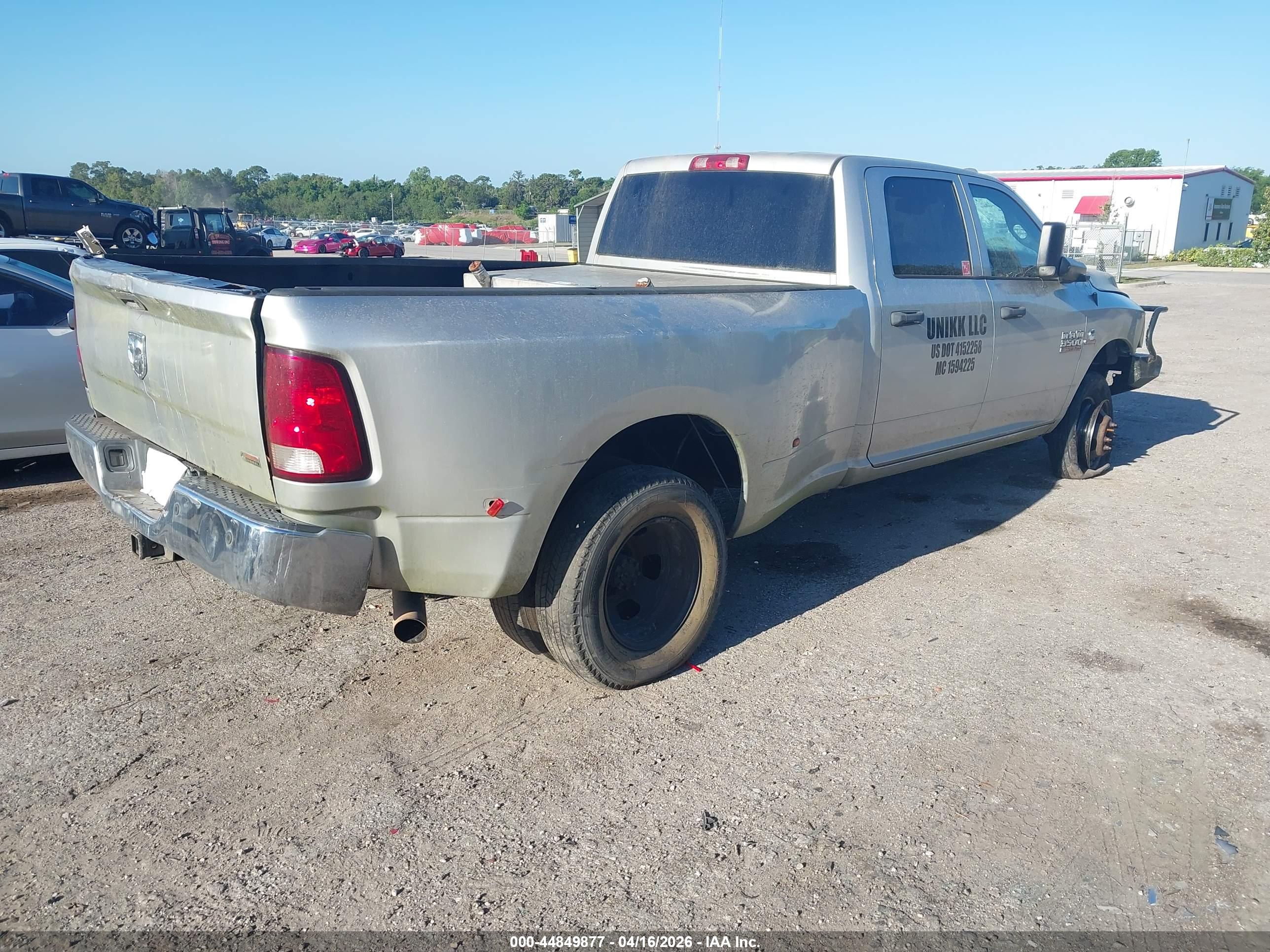 RAM 3500 image 4