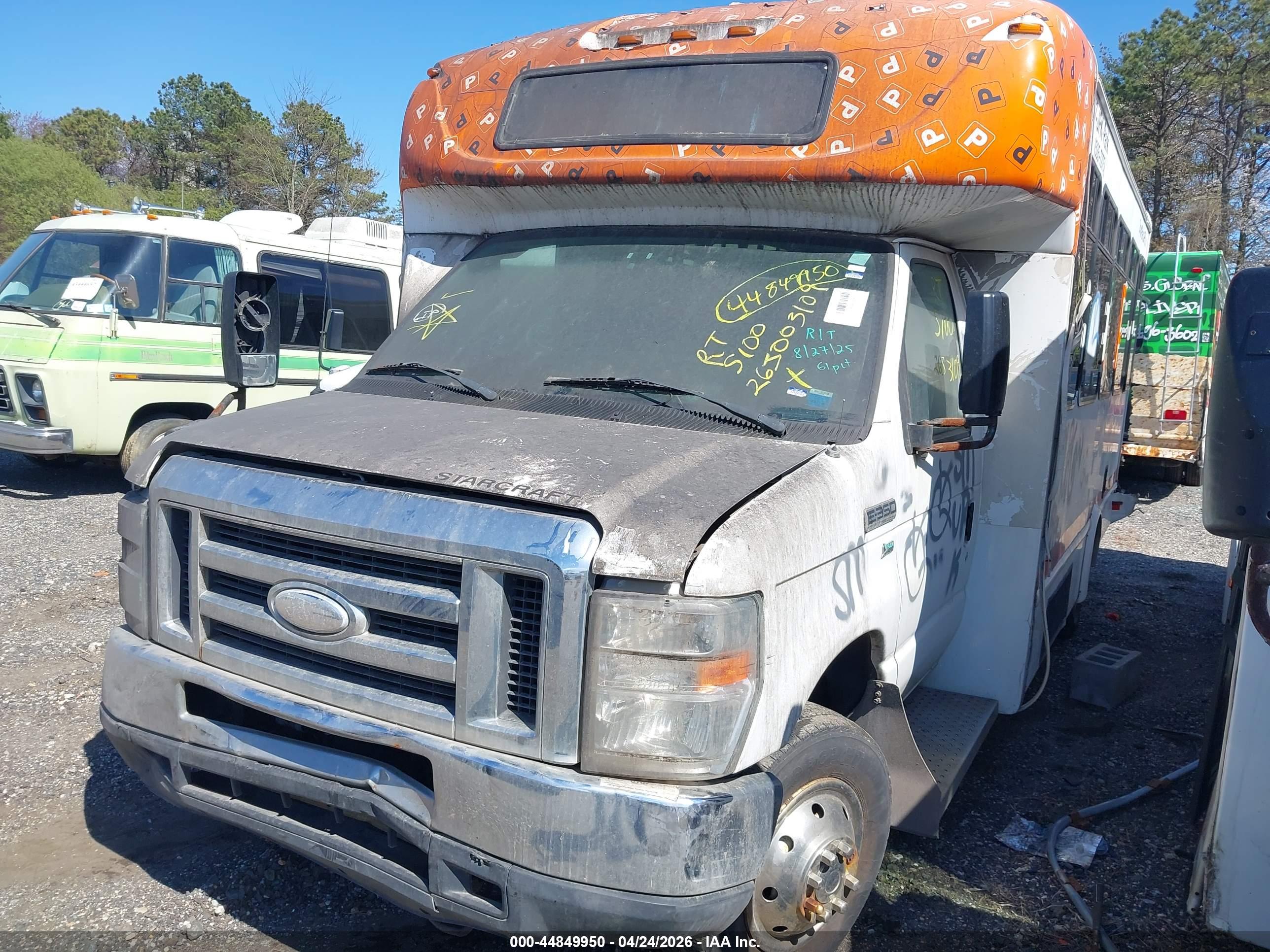 FORD E-350 image 2
