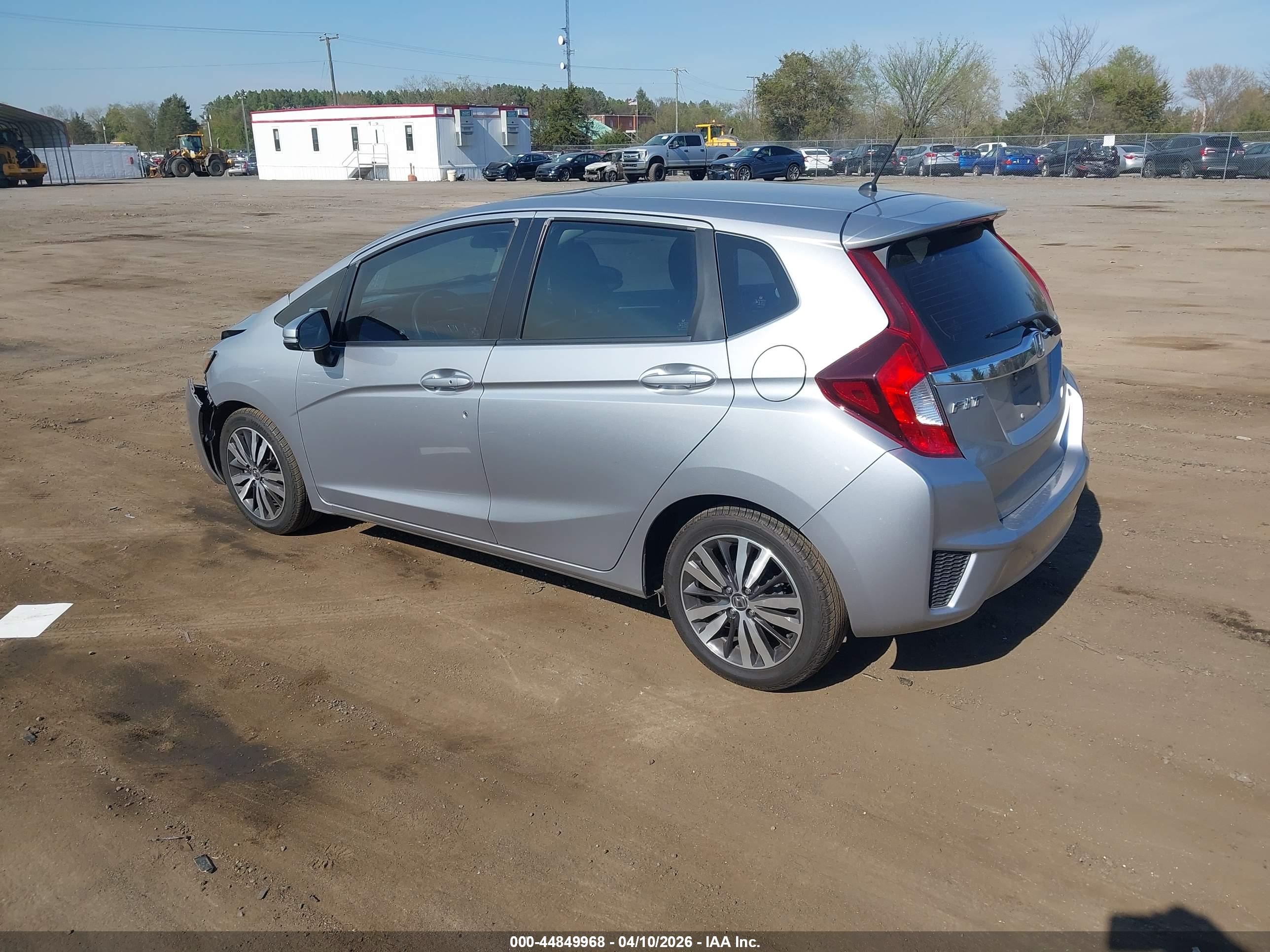 HONDA FIT image 3