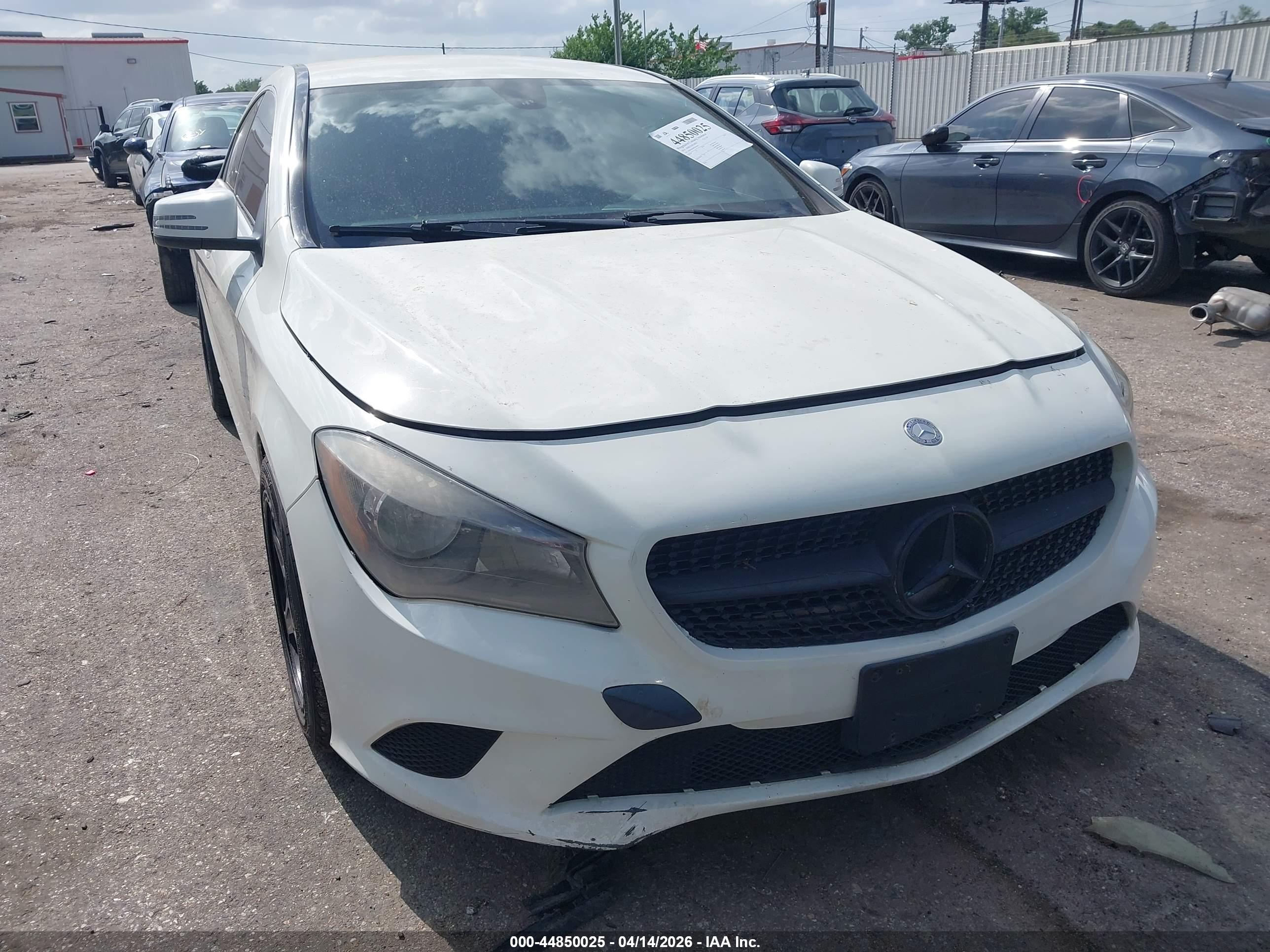 MERCEDES-BENZ CLA image 6