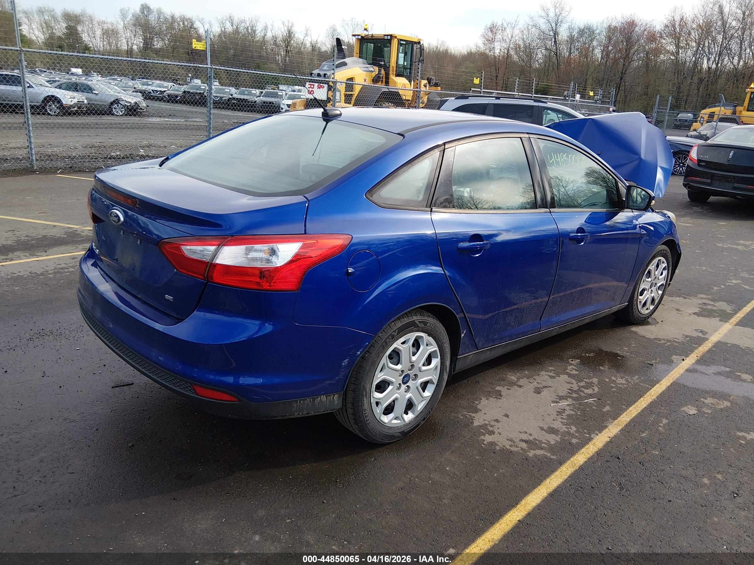 FORD FOCUS image 4