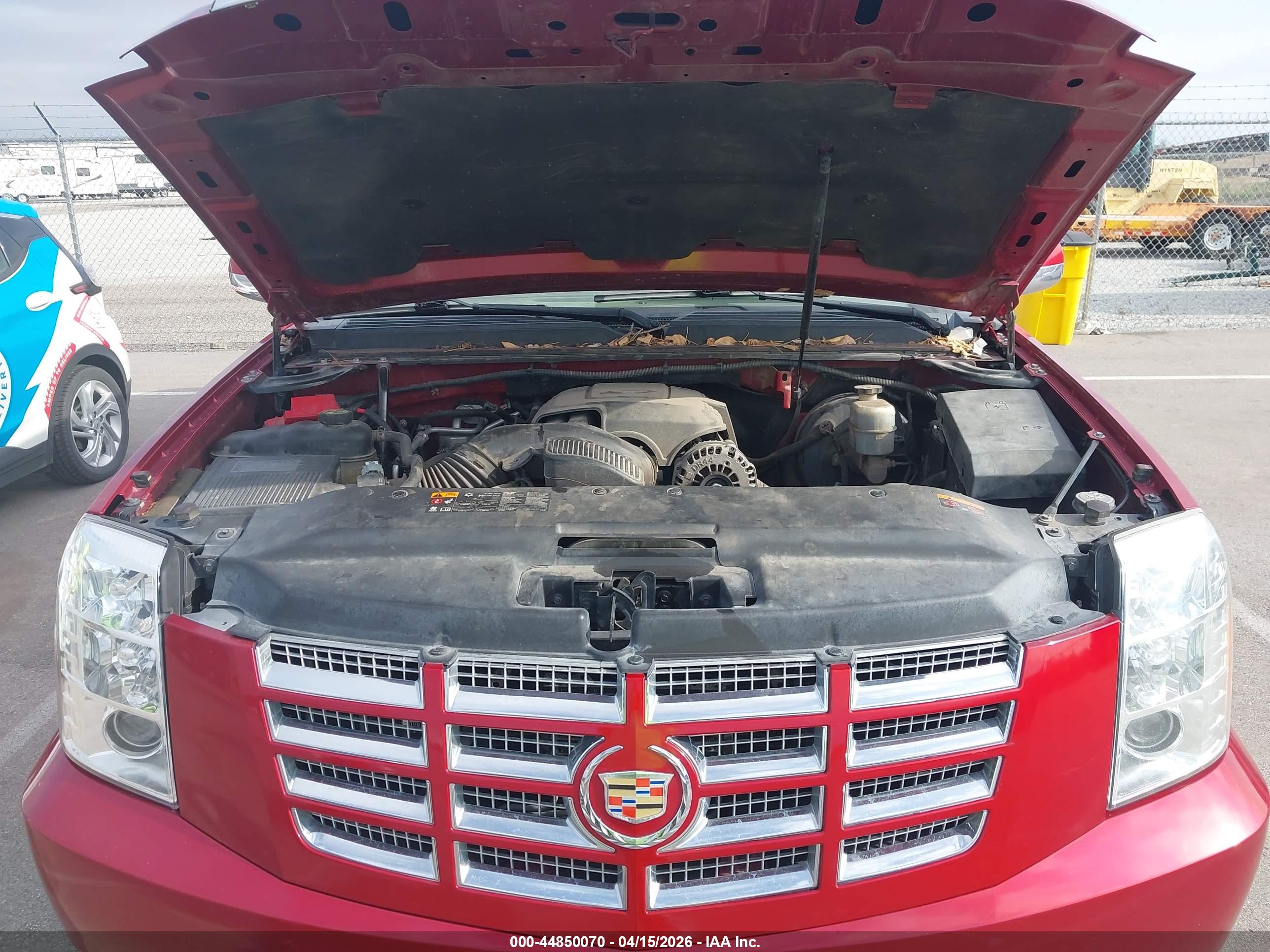 CADILLAC ESCALADE image 10