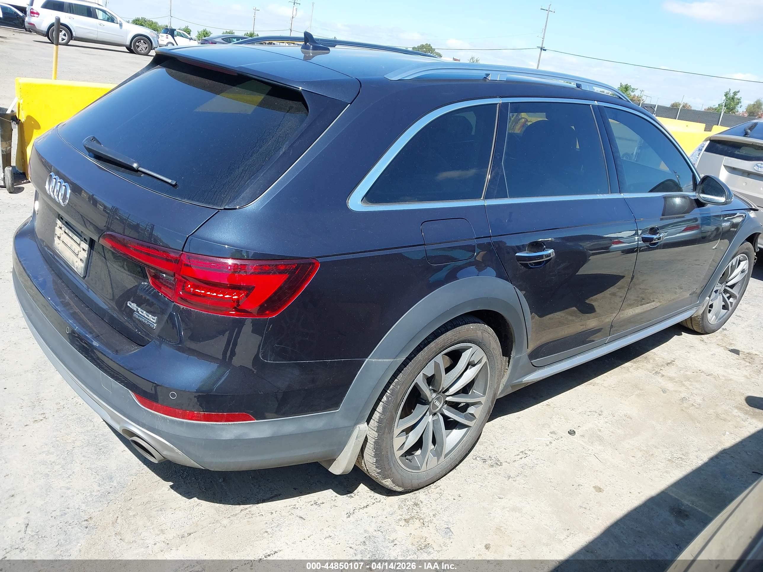 AUDI A4 image 4