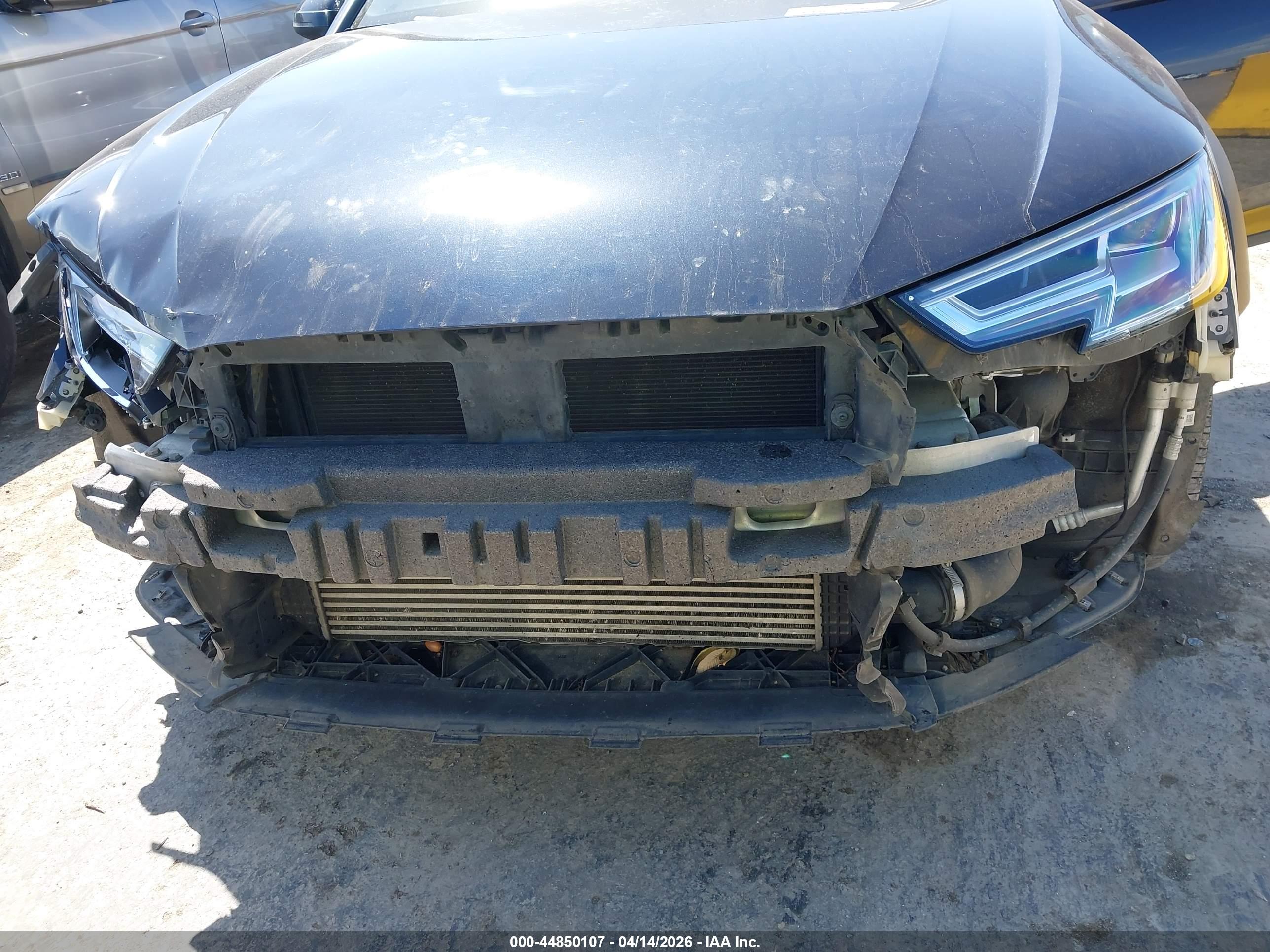 AUDI A4 image 6