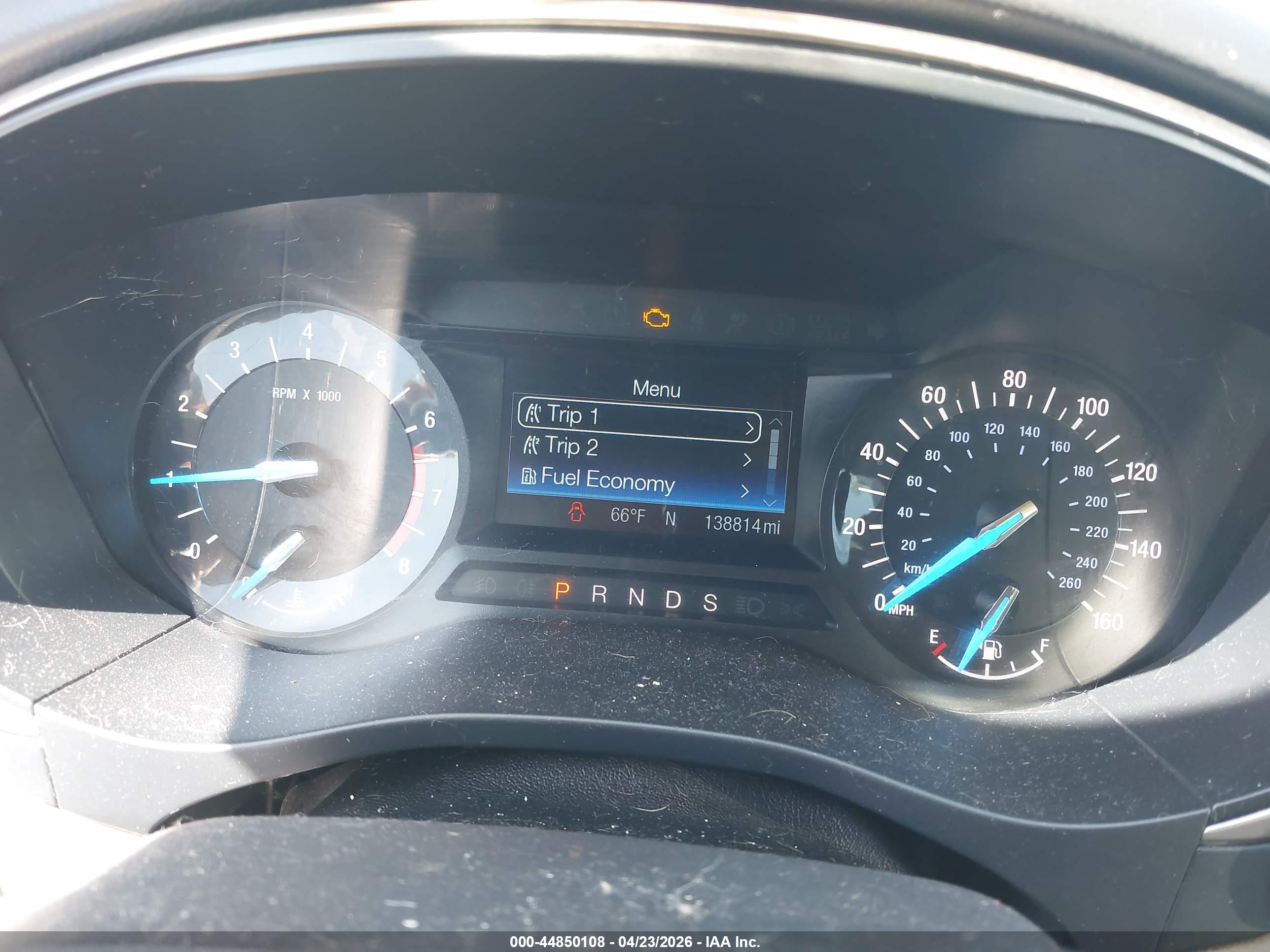 FORD FUSION image 7