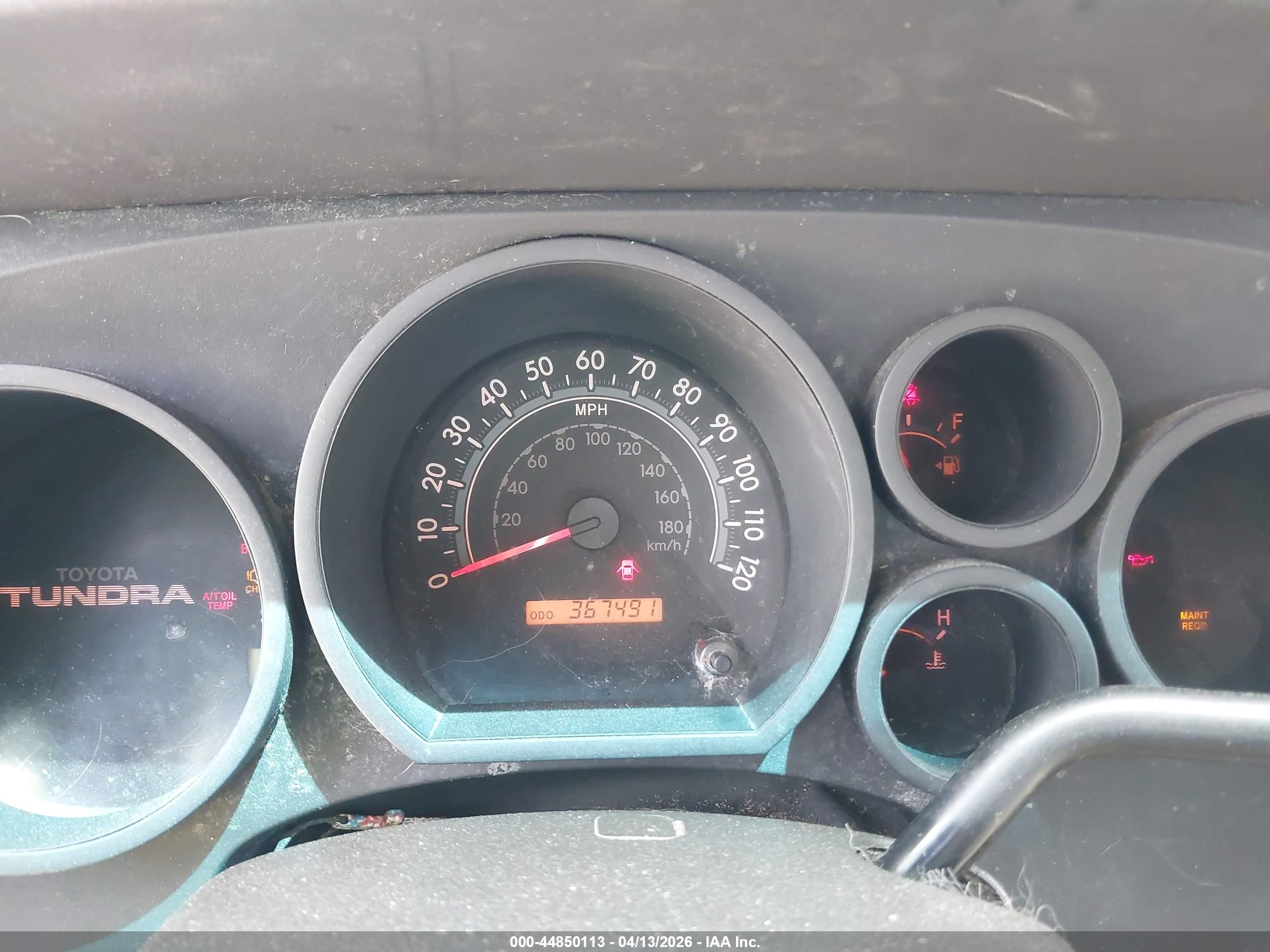 TOYOTA TUNDRA image 7