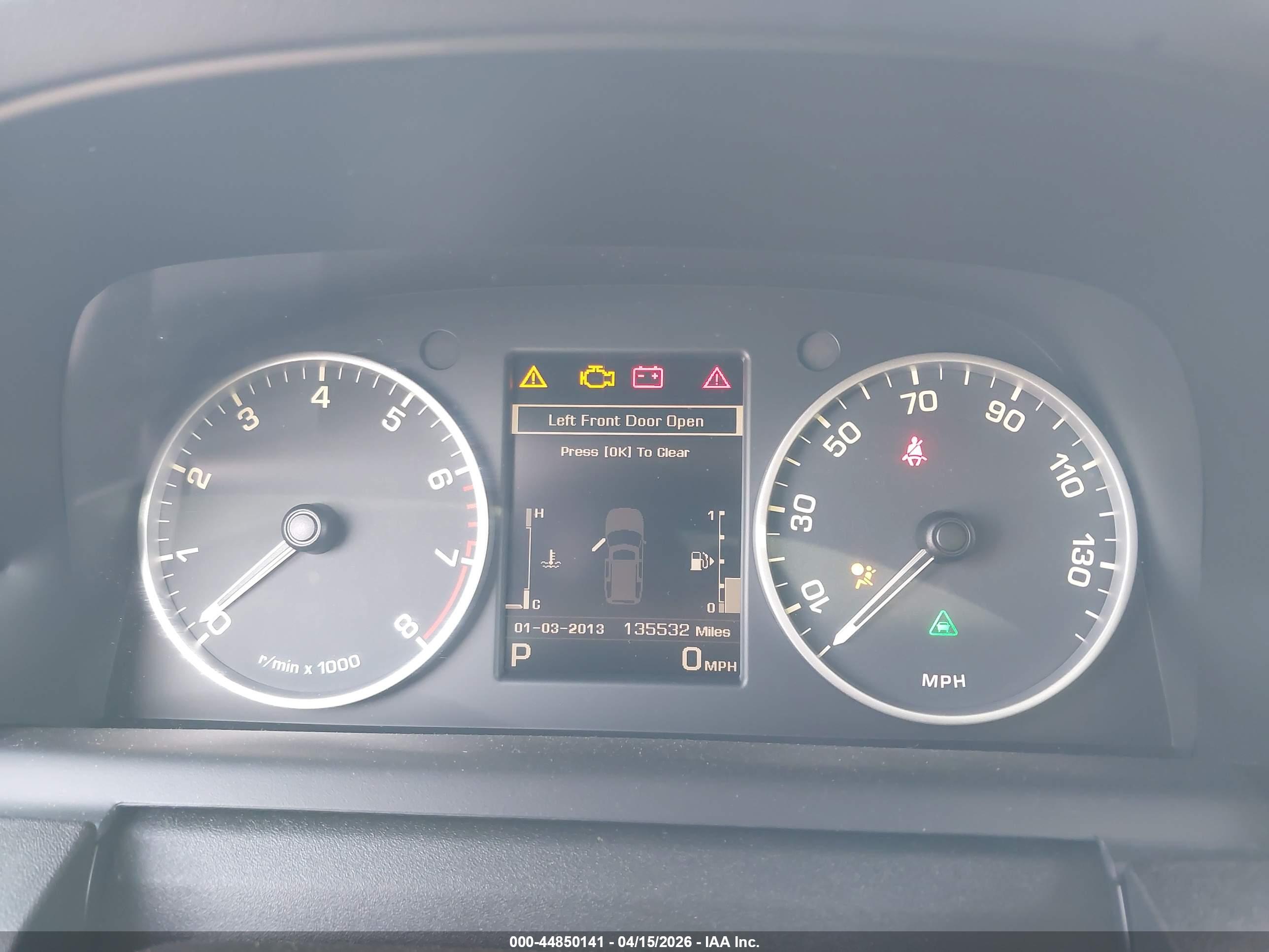LAND ROVER image 7