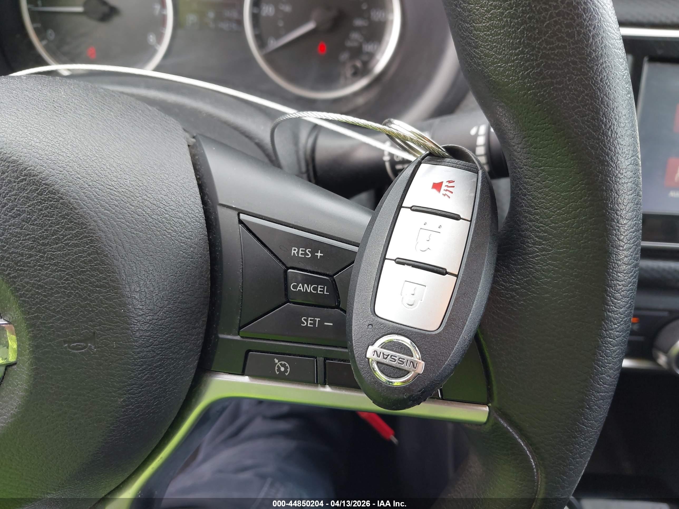 NISSAN KICKS image 11