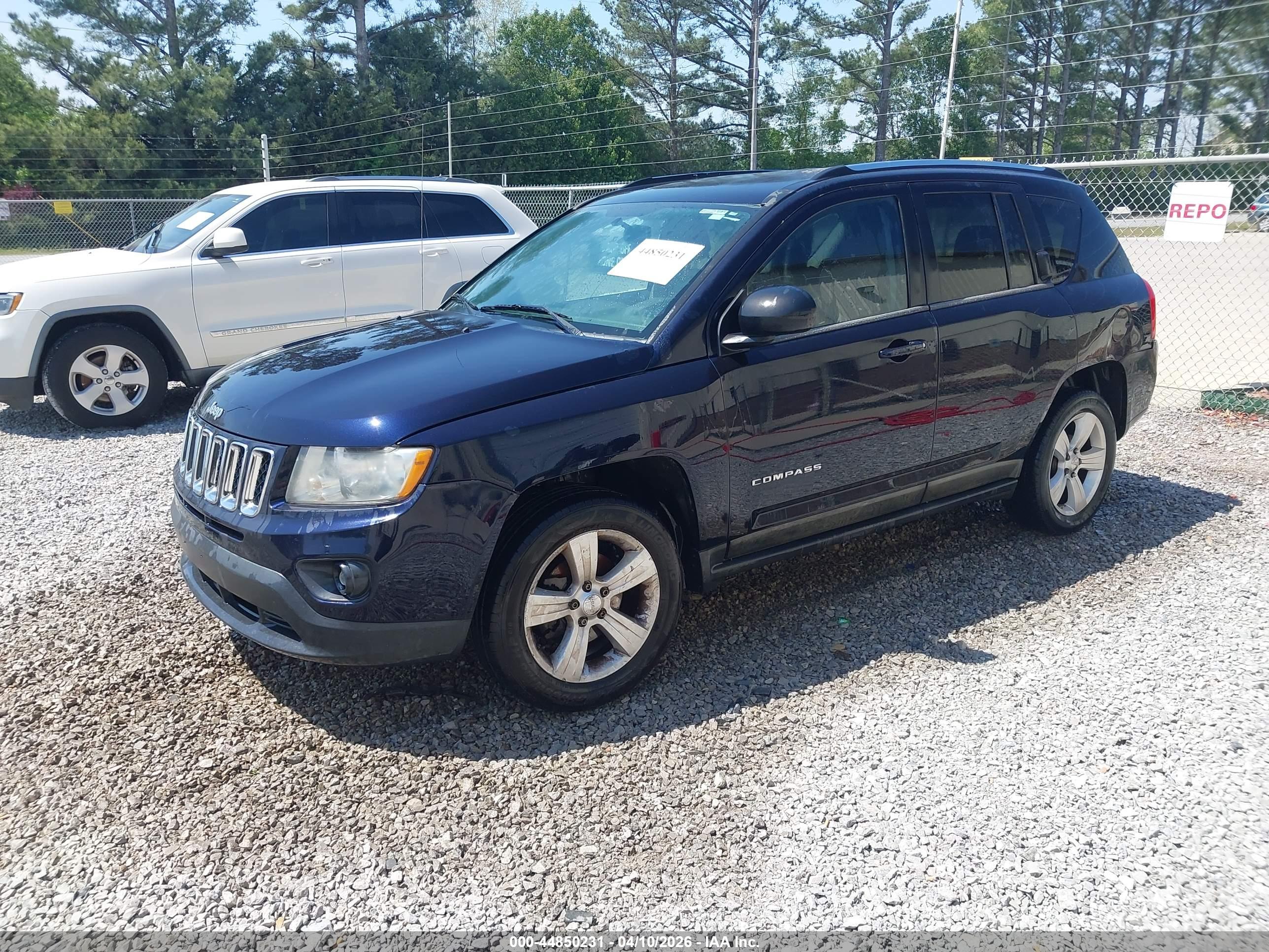 JEEP COMPASS image 2