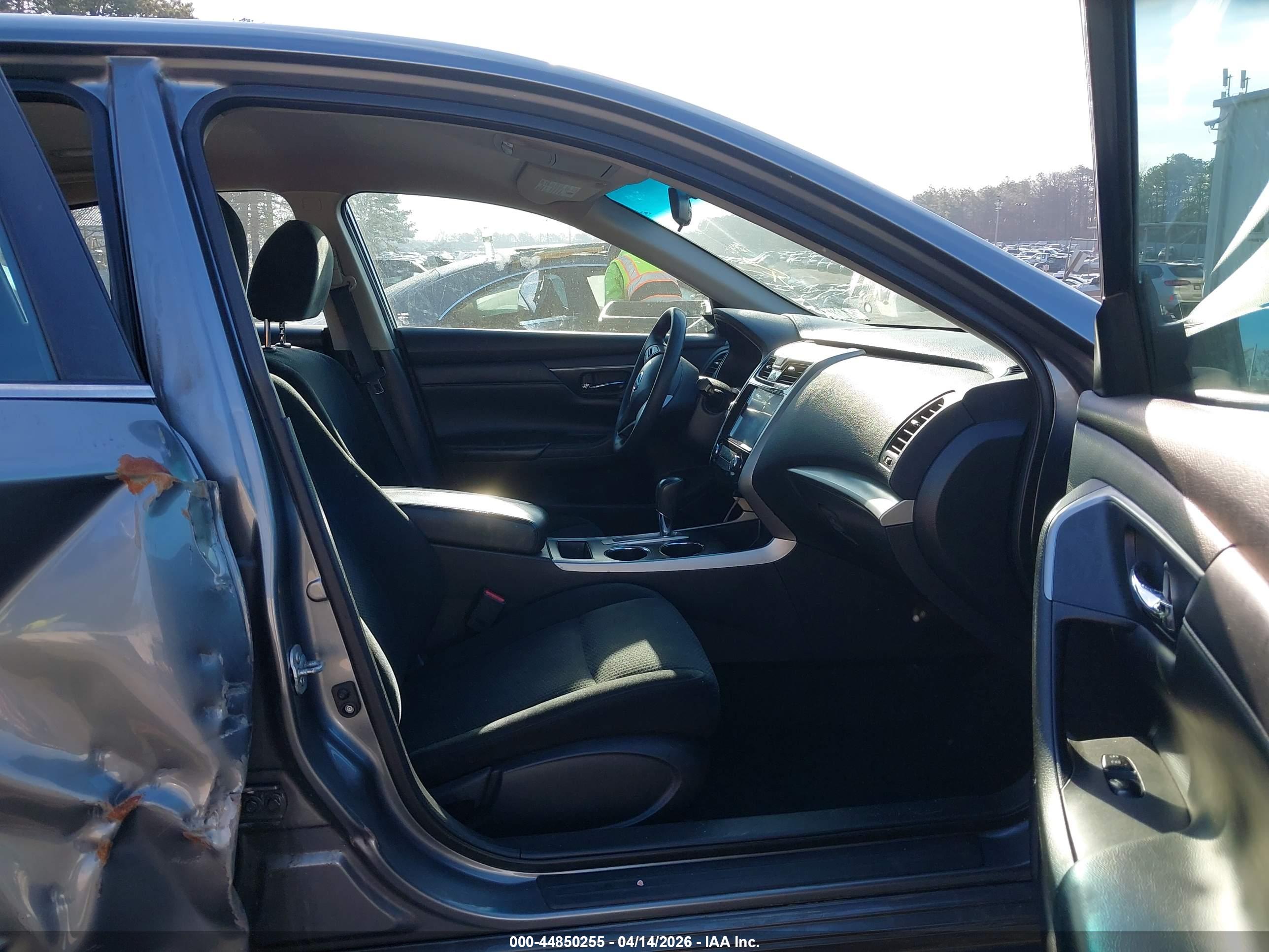NISSAN ALTIMA image 5
