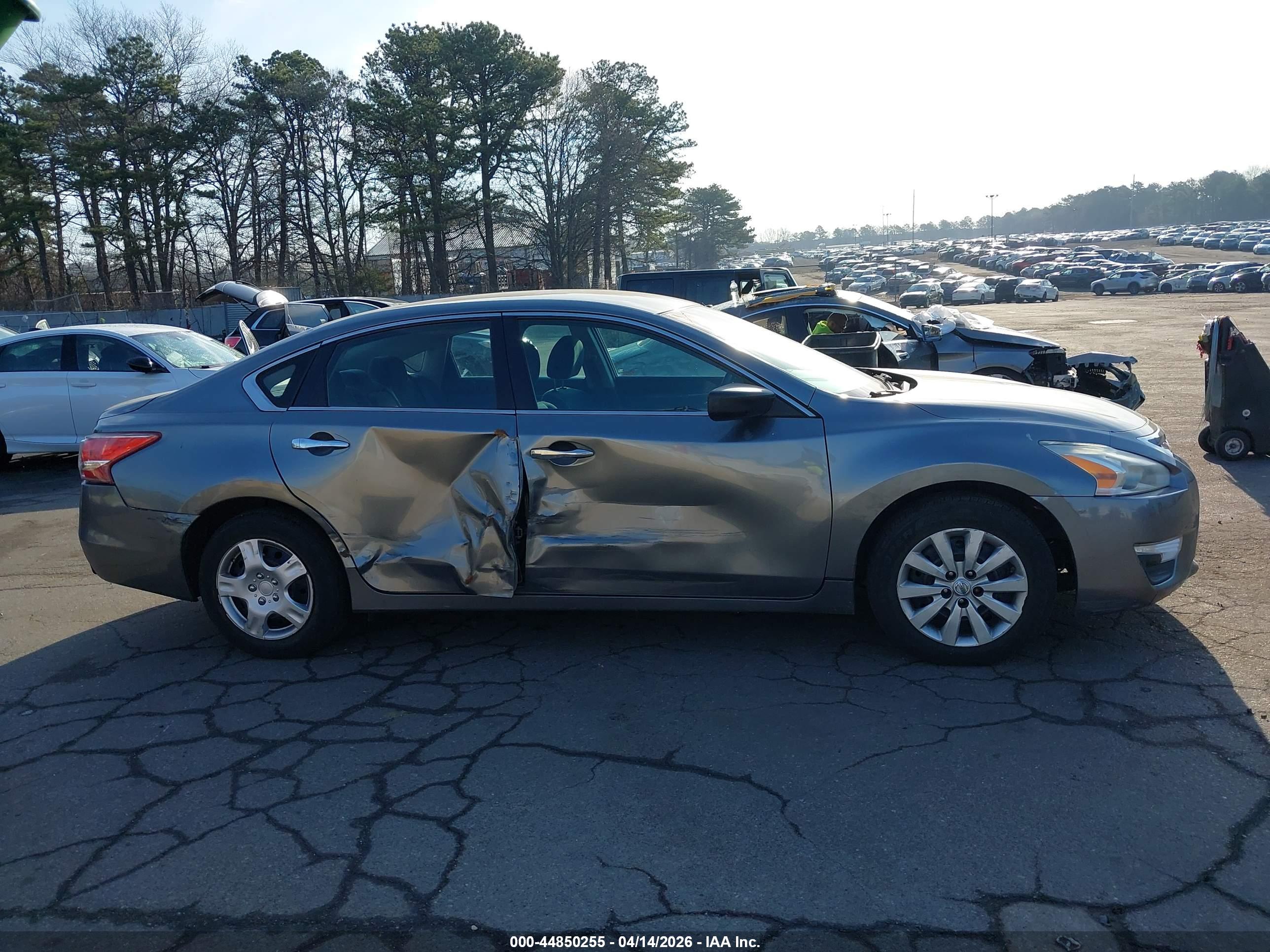 NISSAN ALTIMA image 6