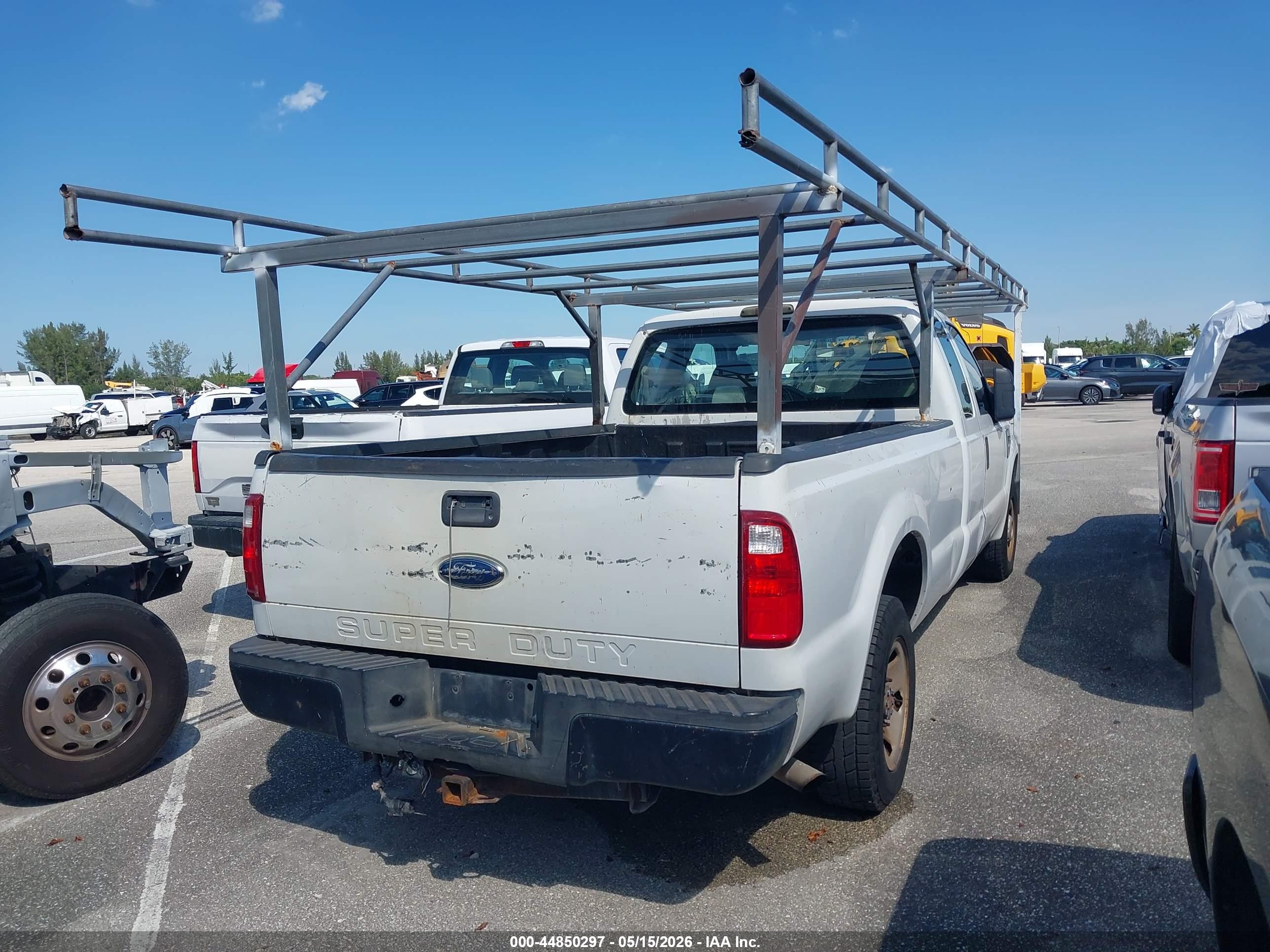 FORD F-250 image 4