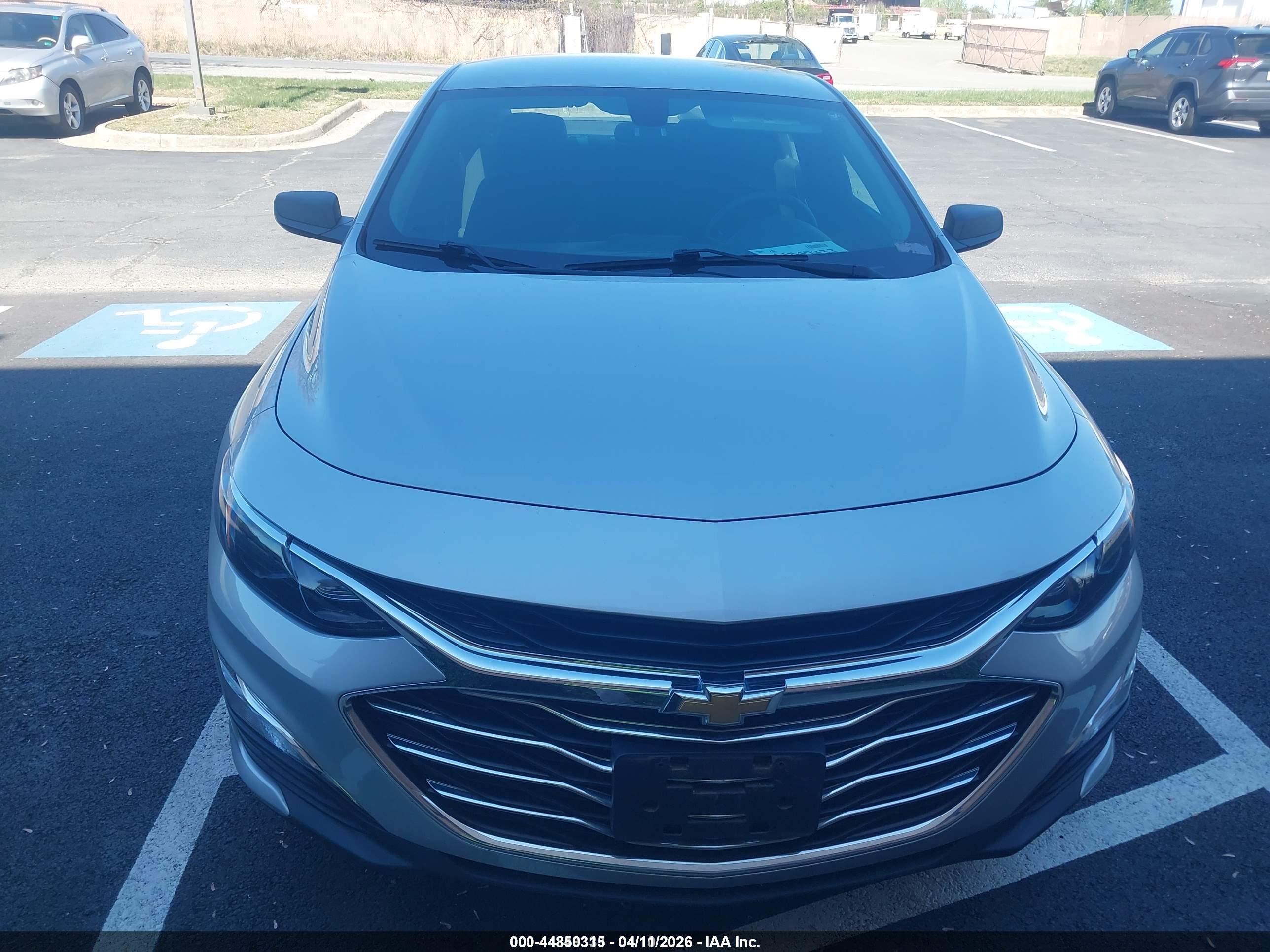 CHEVROLET MALIBU image 6