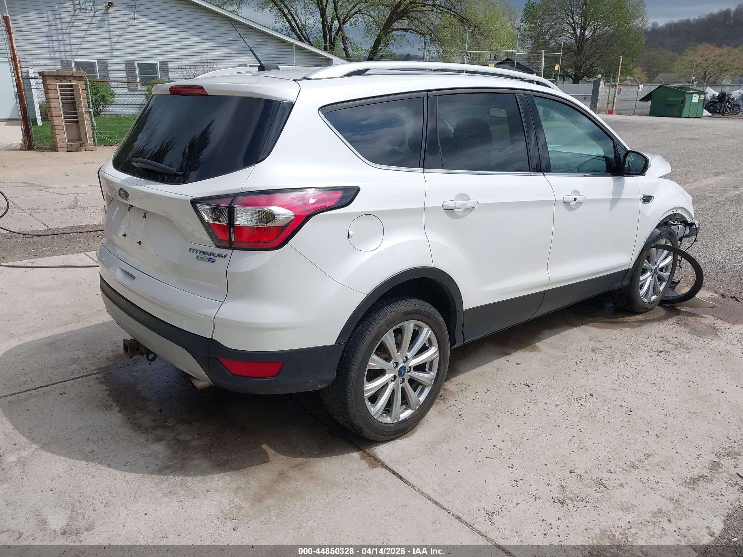 FORD ESCAPE image 4