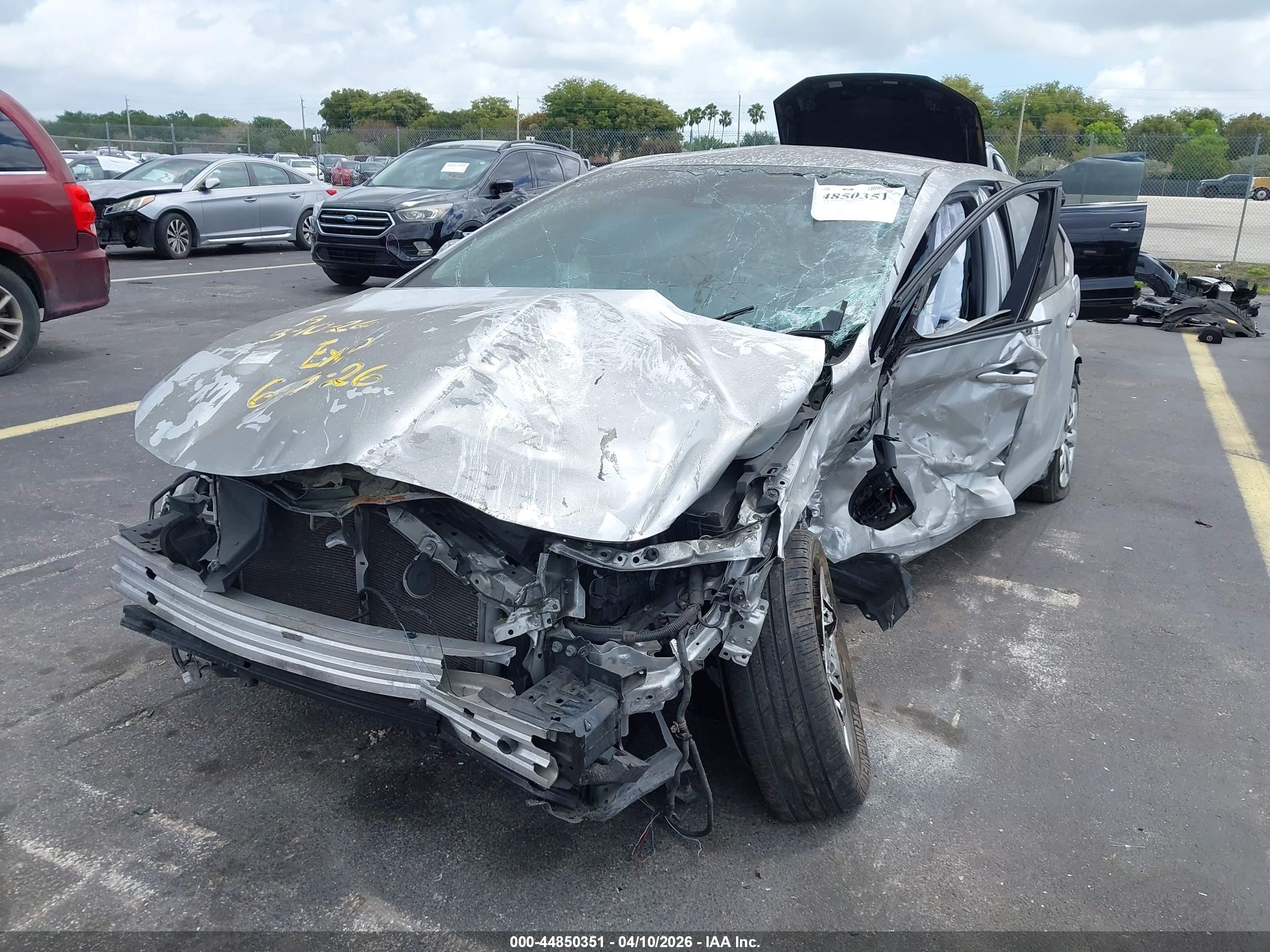 TOYOTA COROLLA image 6