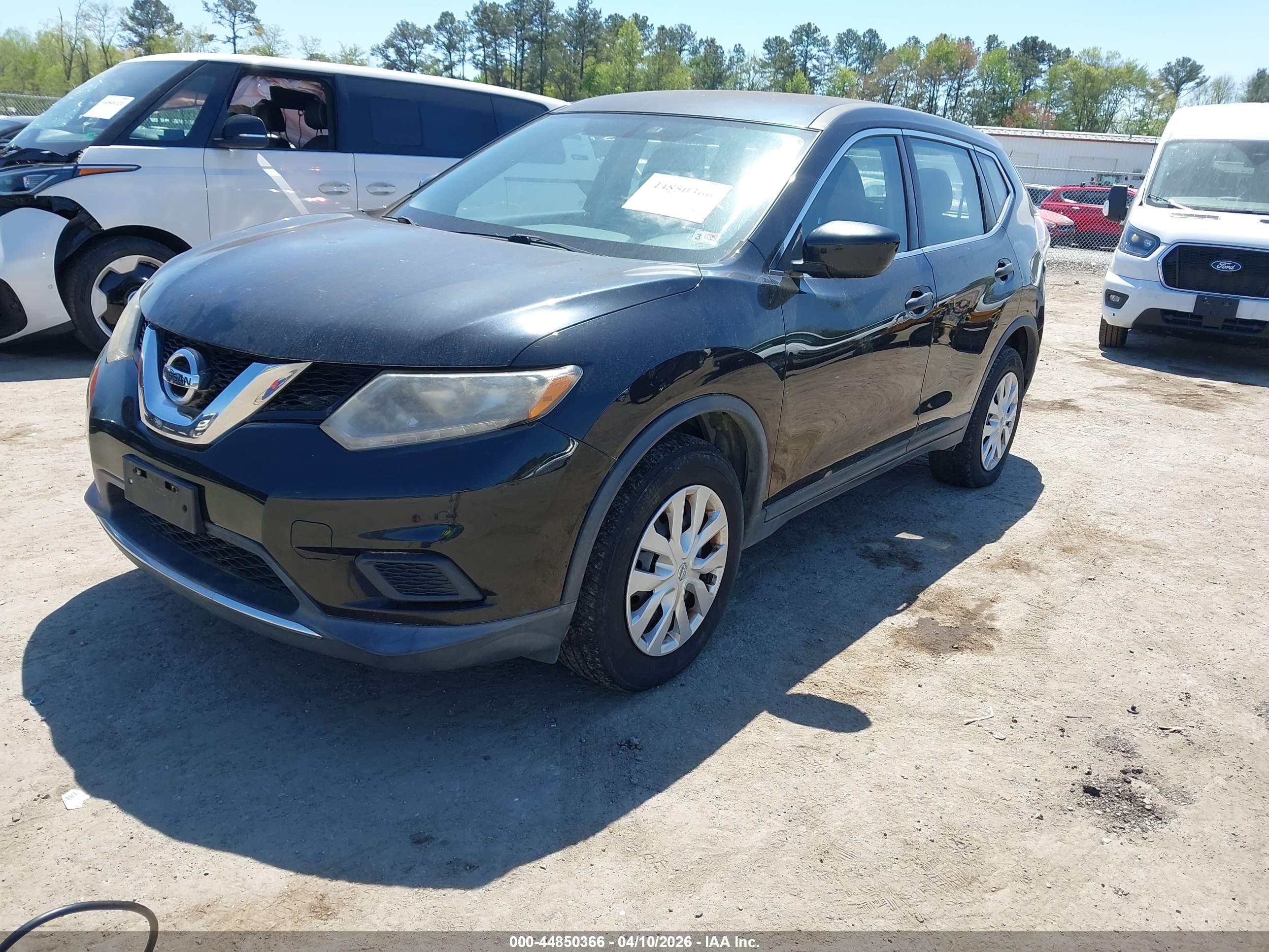 NISSAN ROGUE image 2