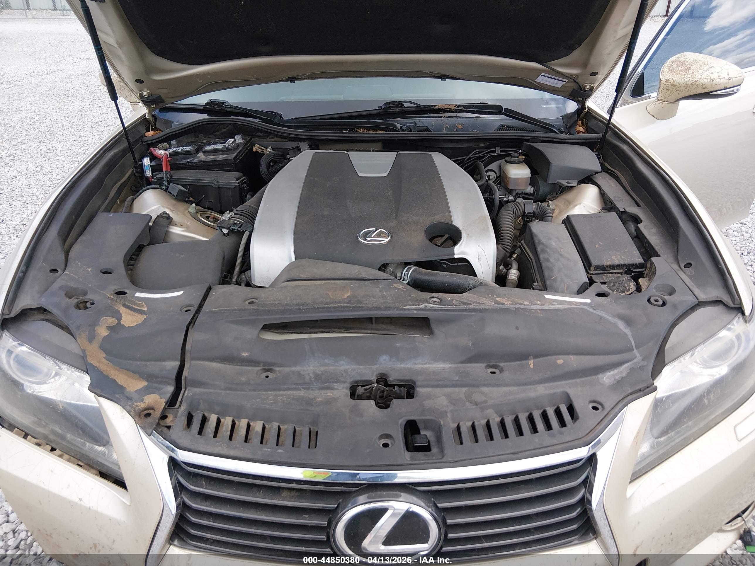 LEXUS GS image 10