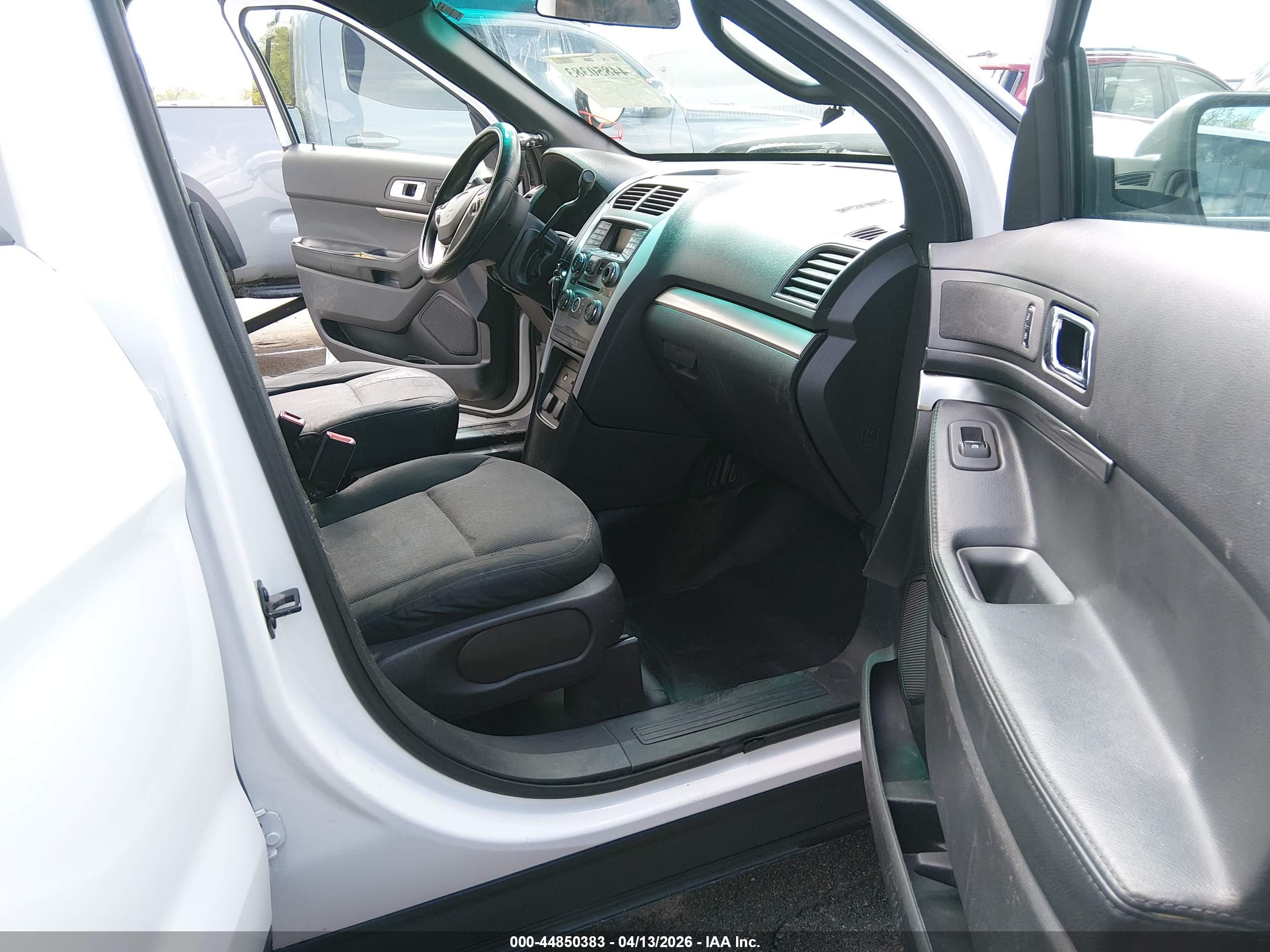 FORD UTILITY image 5