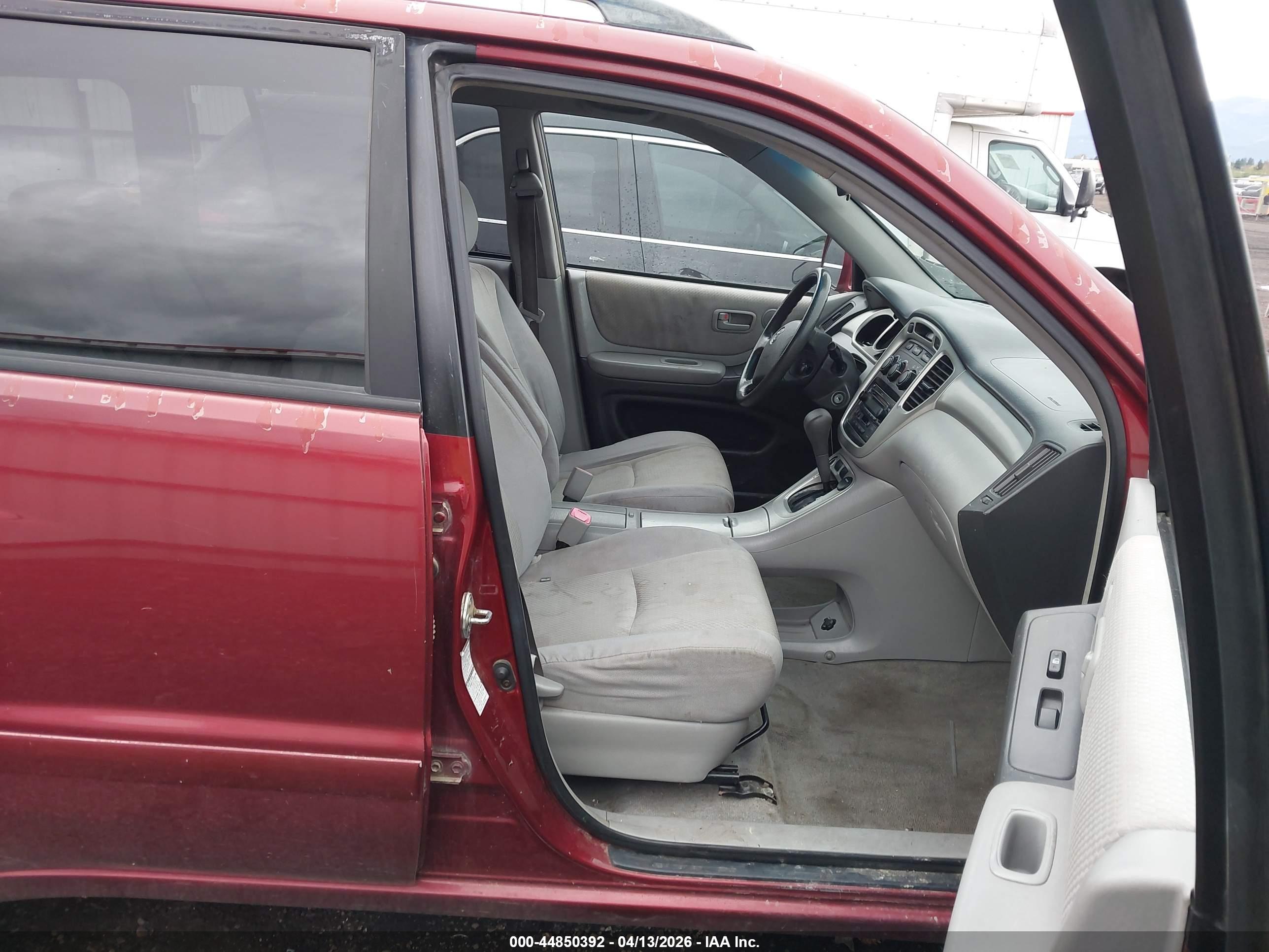 TOYOTA HIGHLANDER image 5