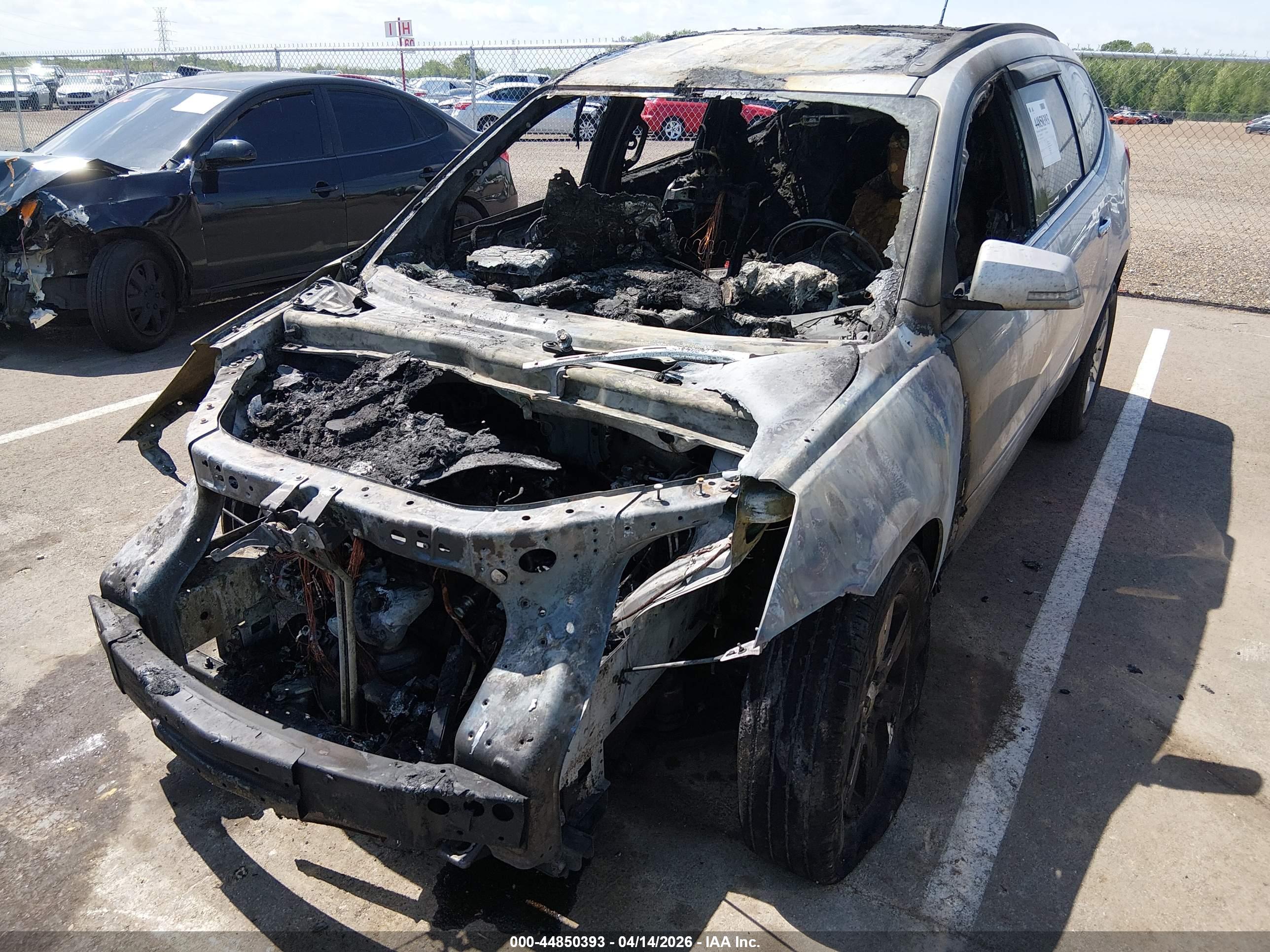 CHEVROLET TRAVERSE image 6
